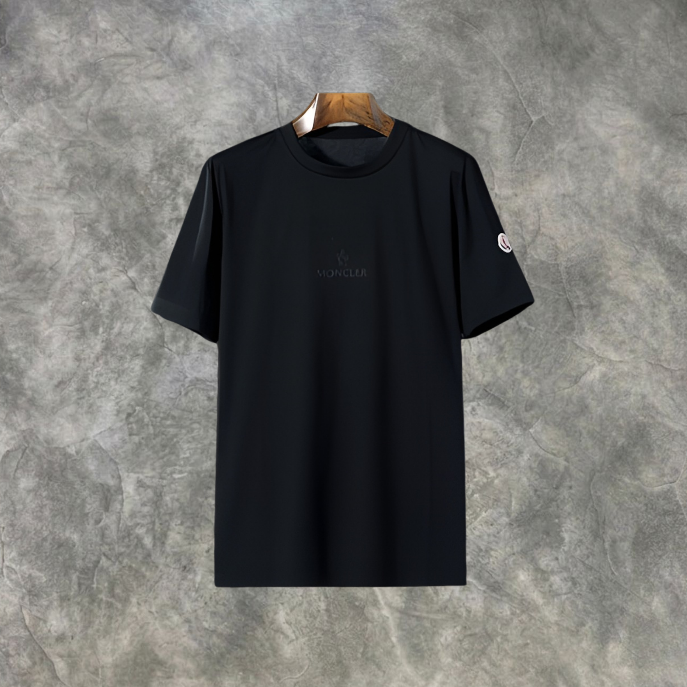 Elvare Club® T-Shirt