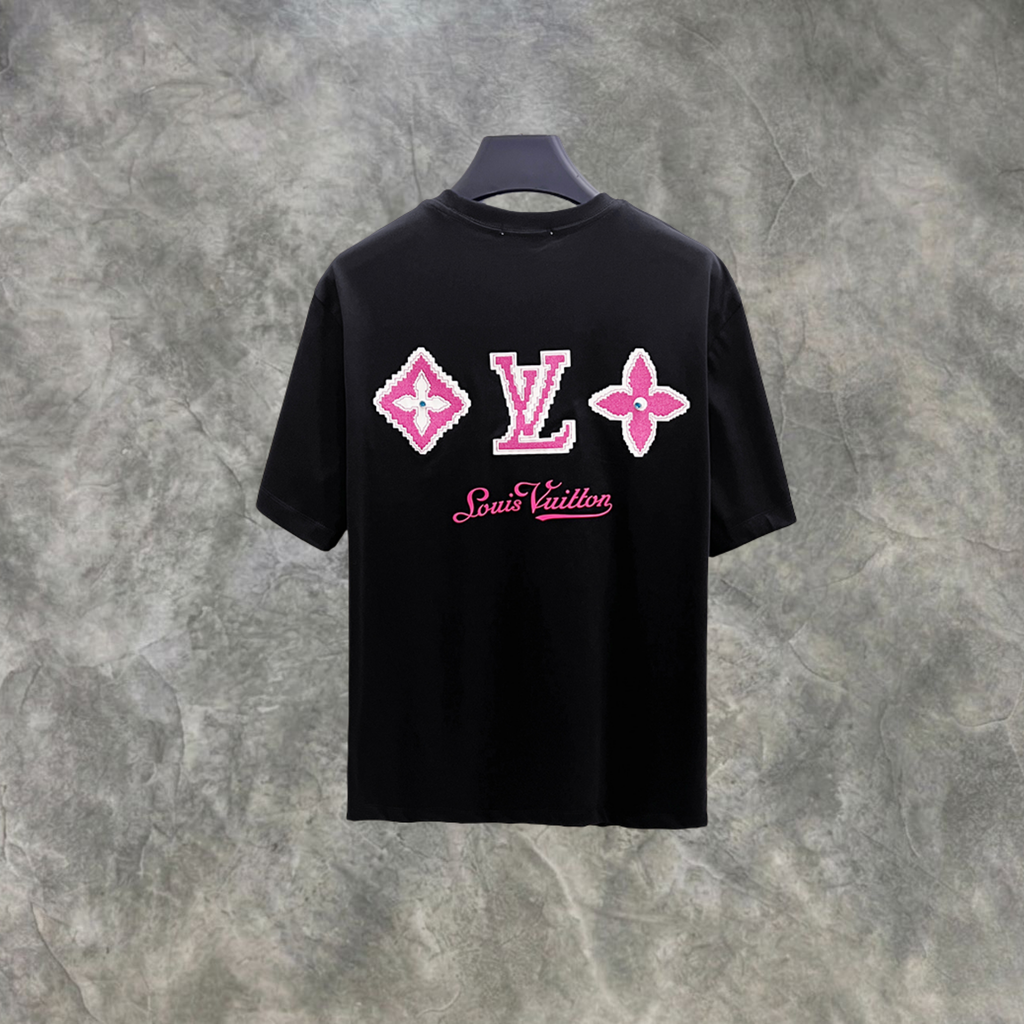 Elvare Club® T-Shirt