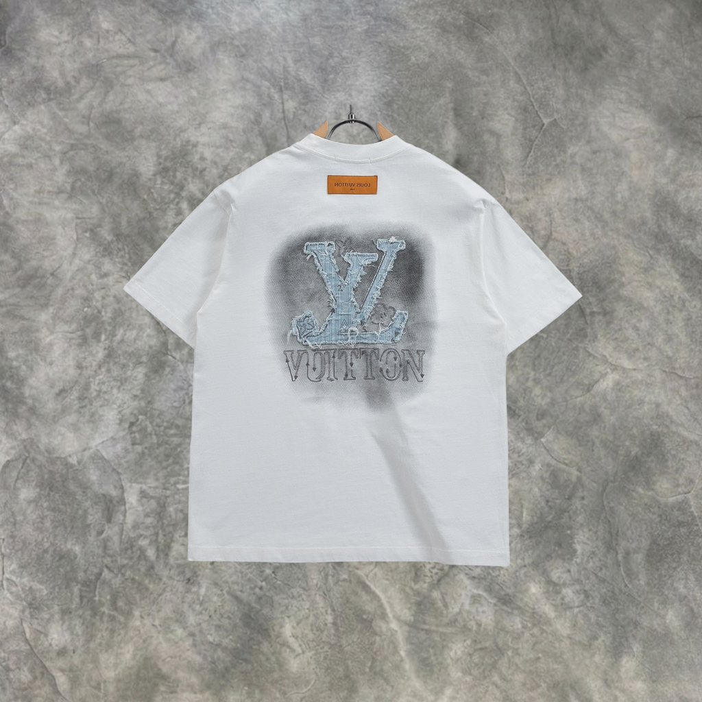 Elvare Club® T-Shirt
