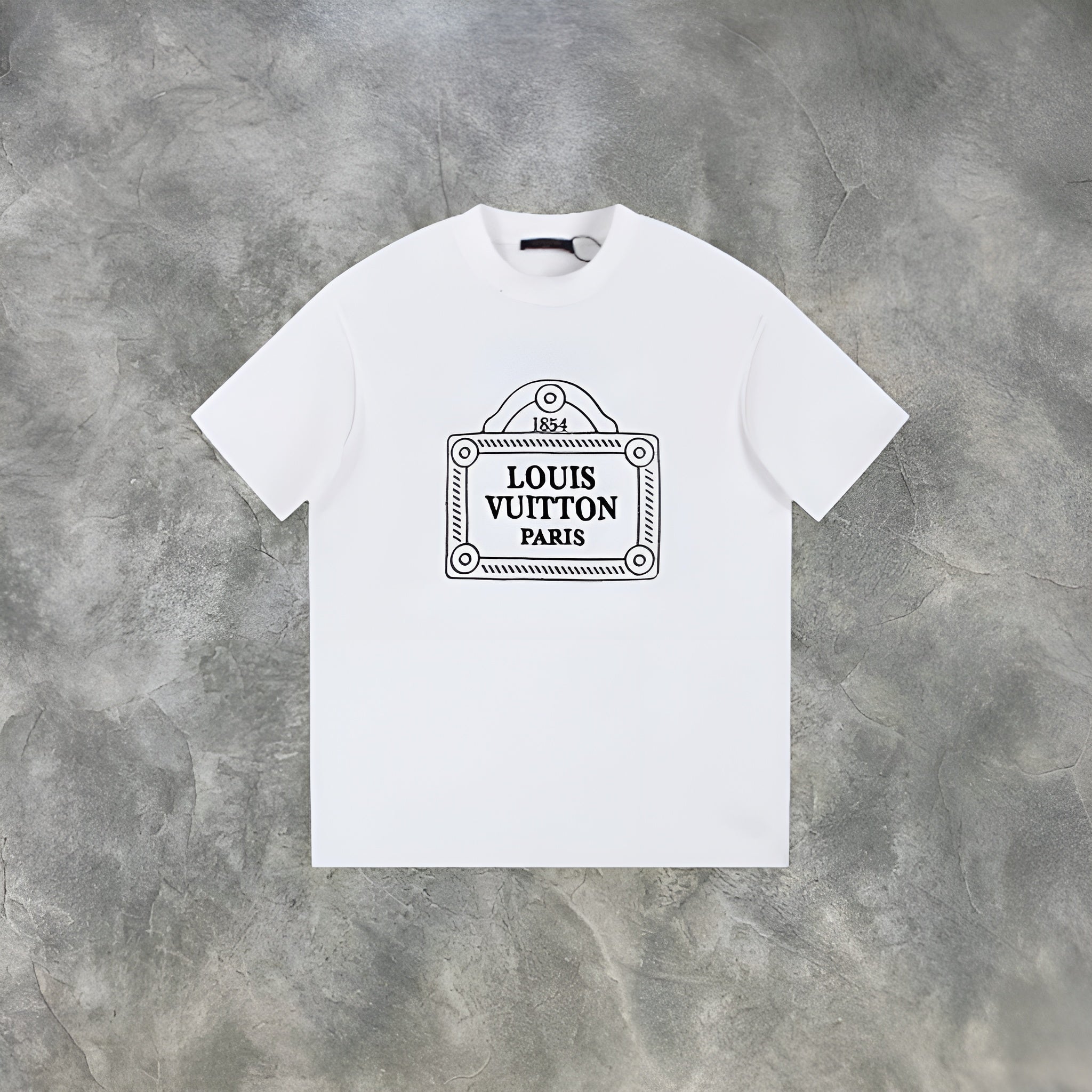 Elvare Club® T-Shirt