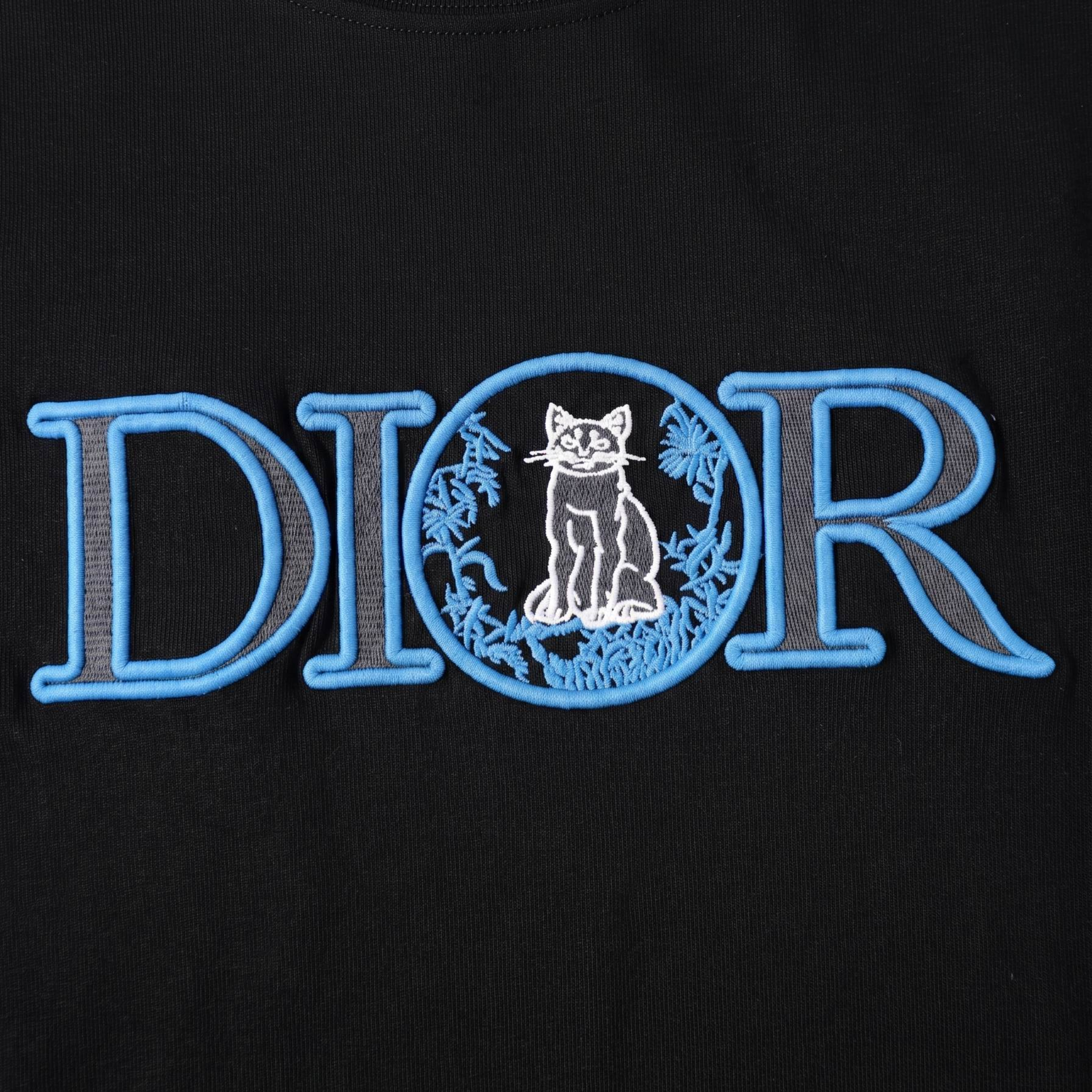 Elvare Club® T-shirt