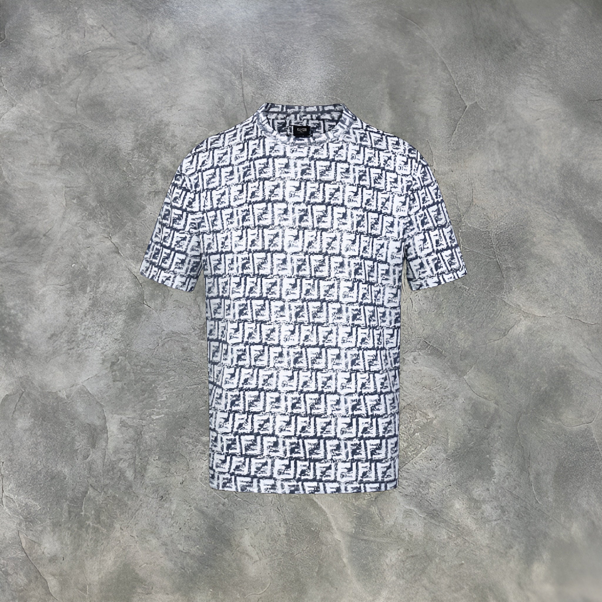 Elvare Club® T-Shirt