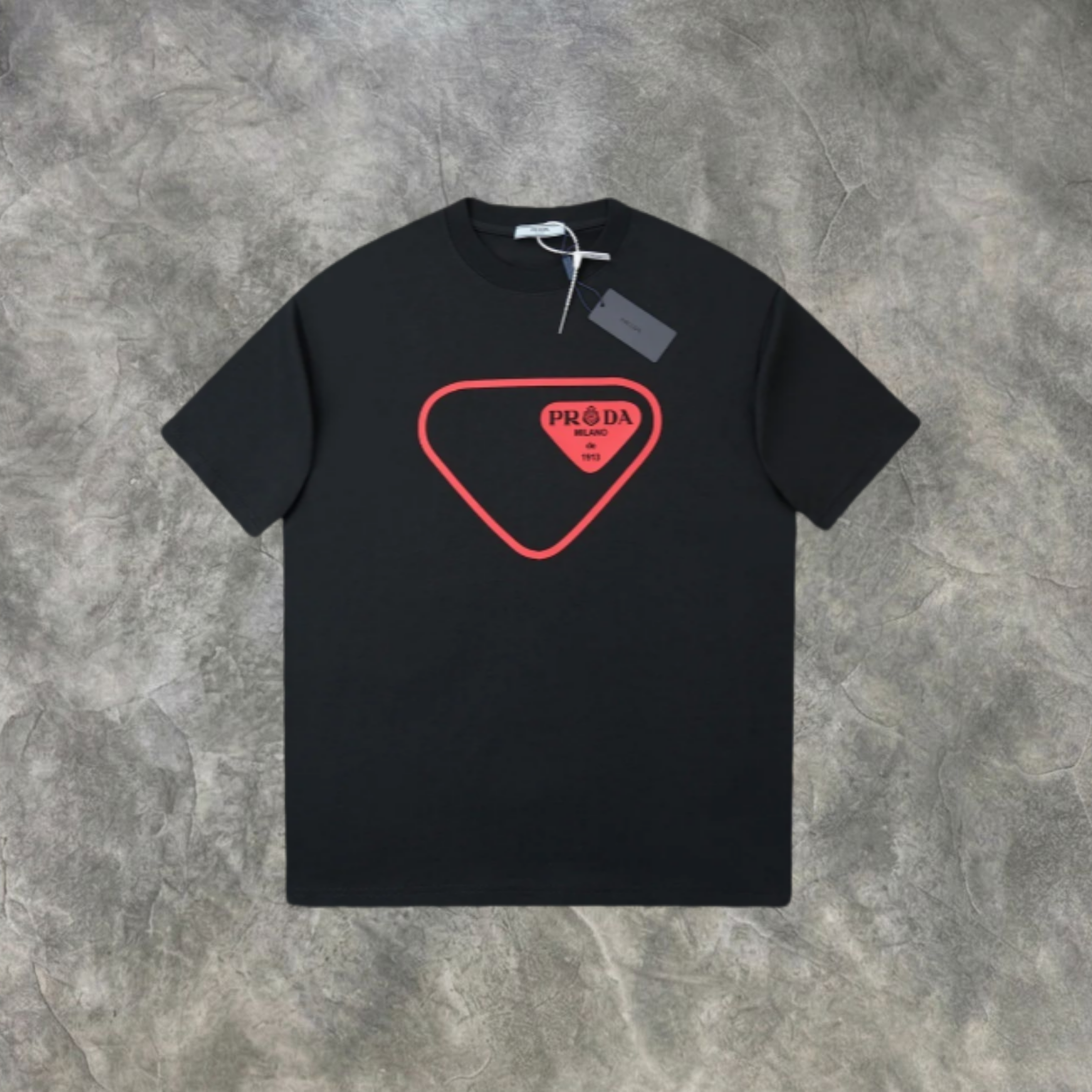 Elvare Club® T-Shirt