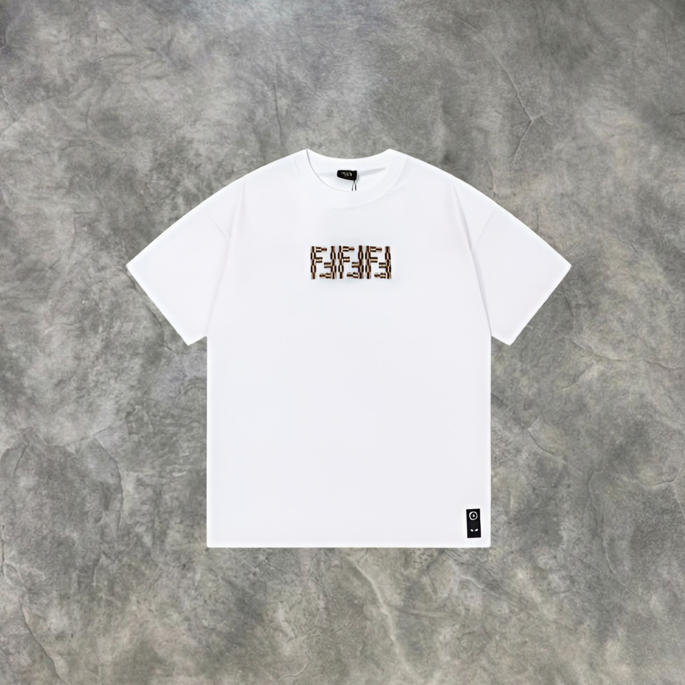 Elvare Club® T-Shirt