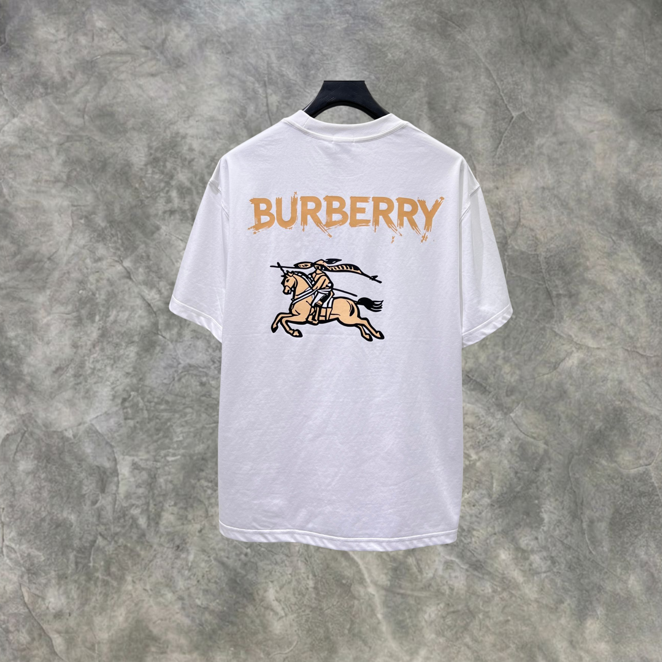 Elvare Club® T-shirt