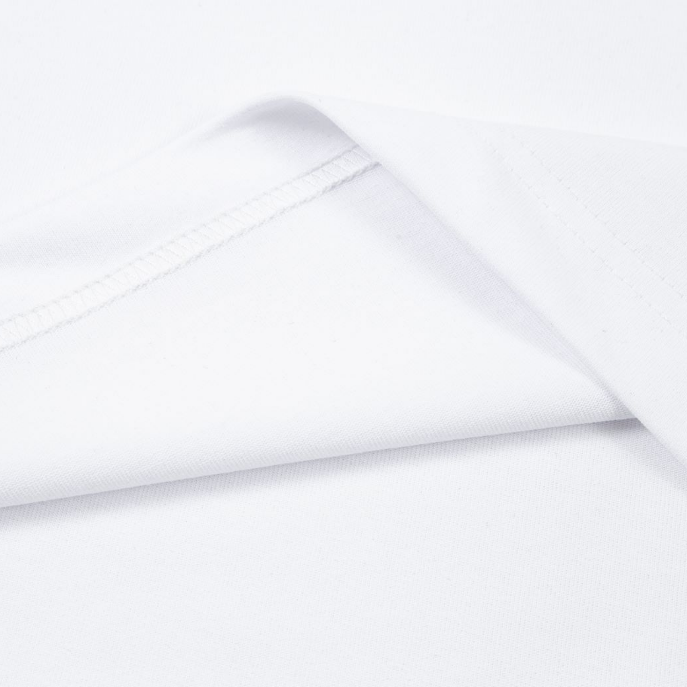 Elvare Club® T-Shirt