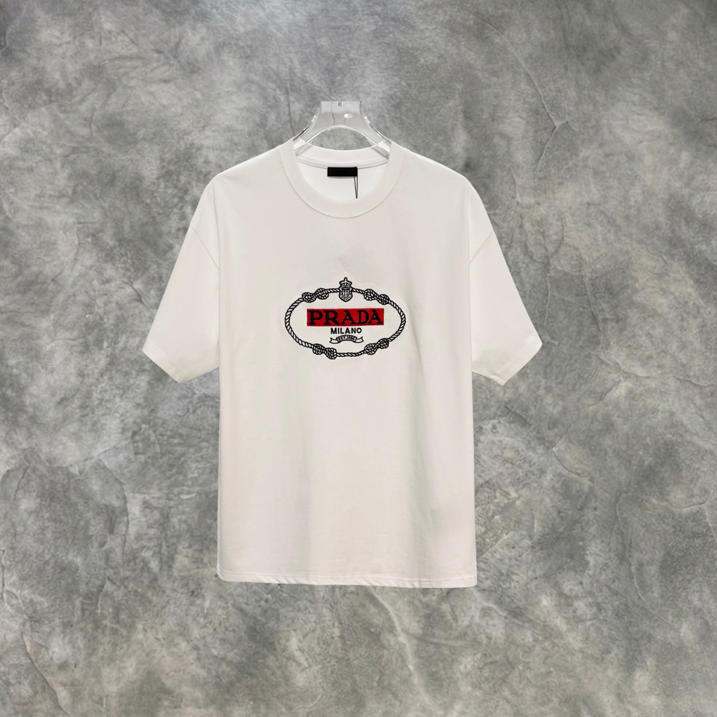 Elvare Club® T-Shirt