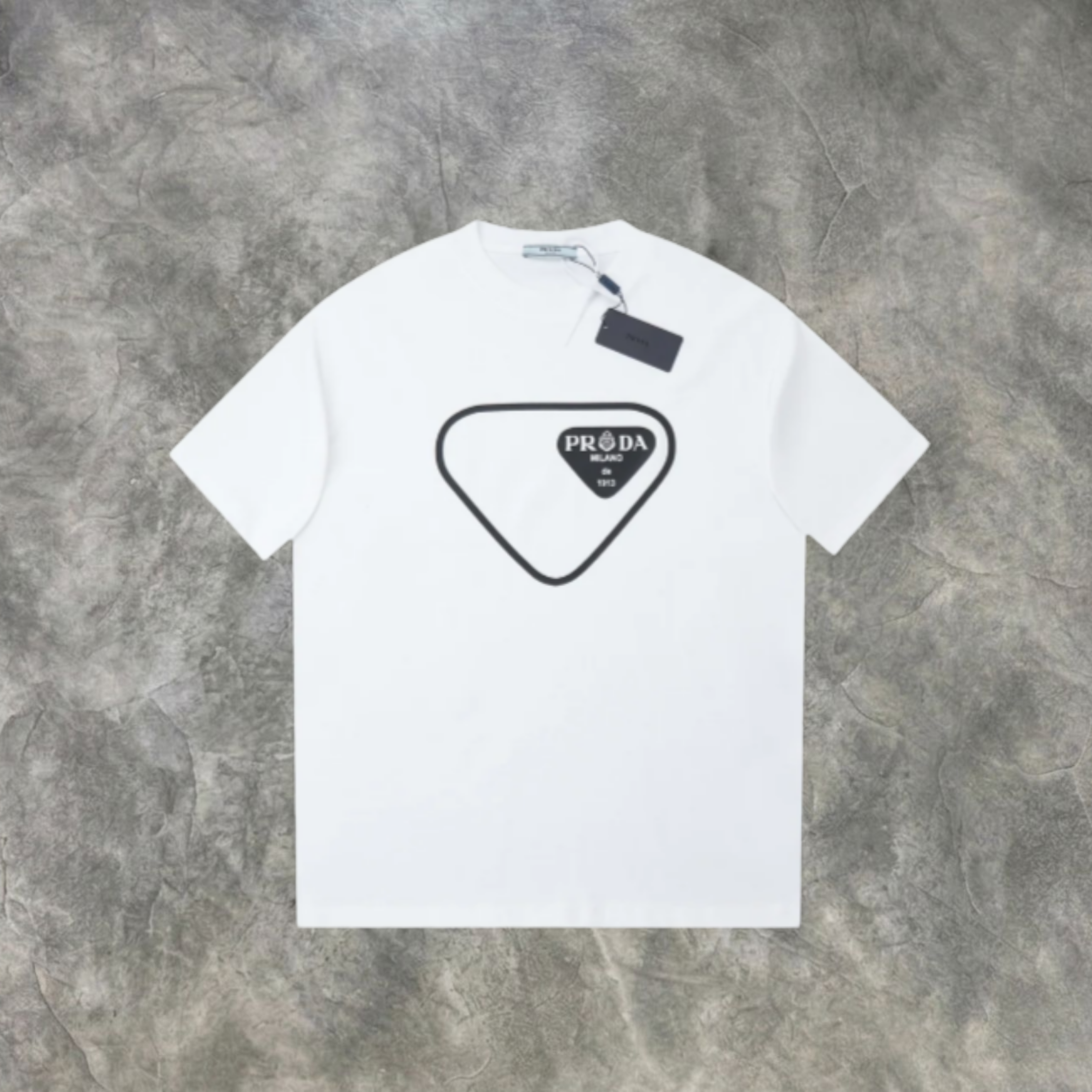 Elvare Club® T-Shirt
