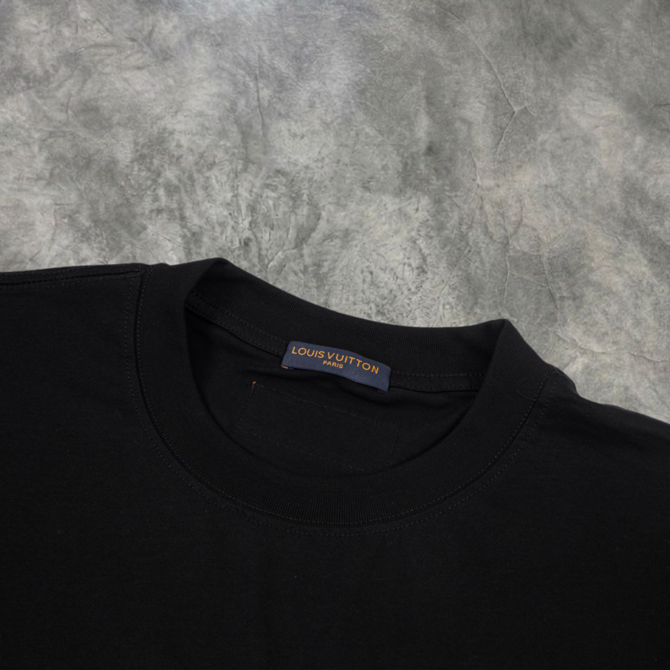 Elvare Club® T-shirt