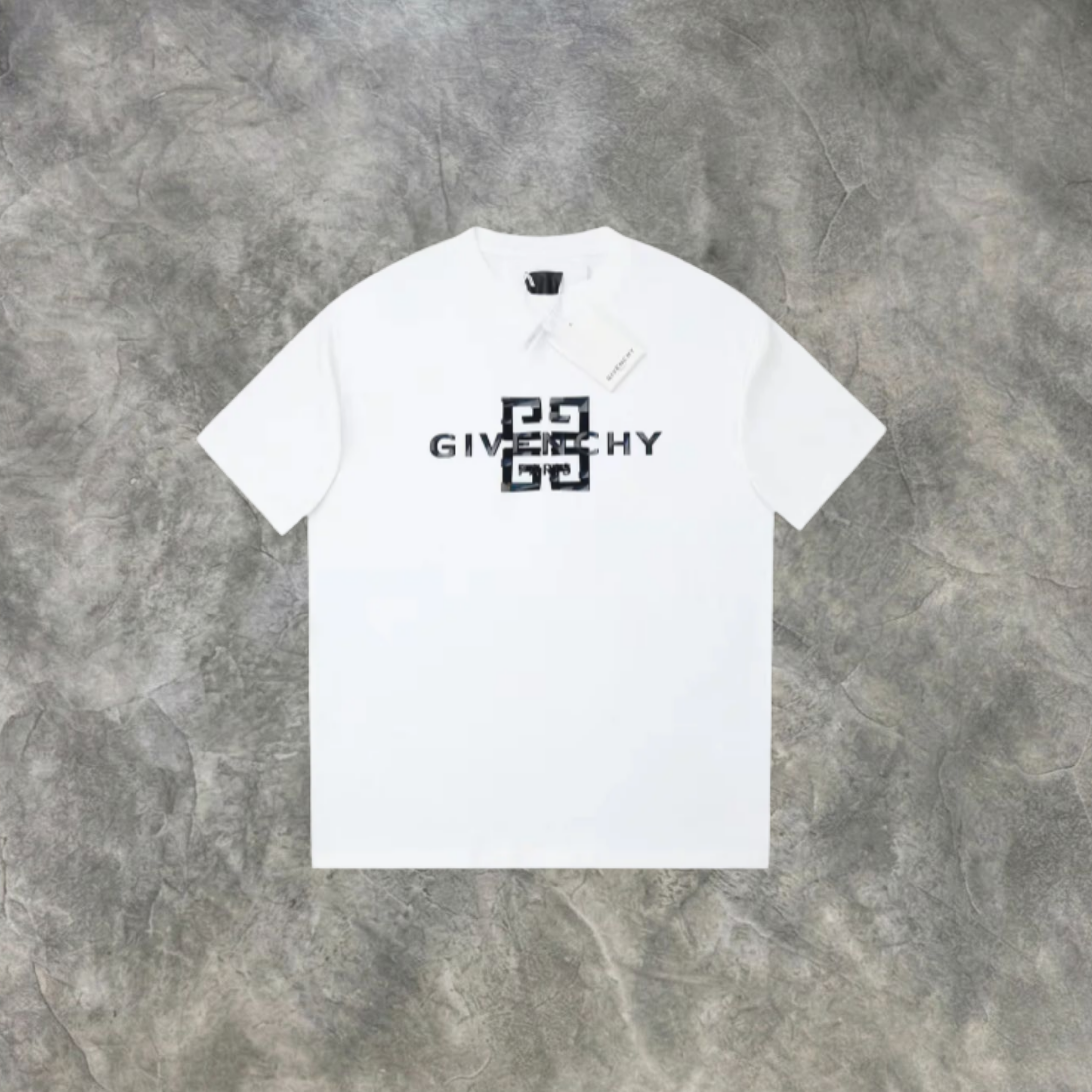 Elvare Club® T-Shirt