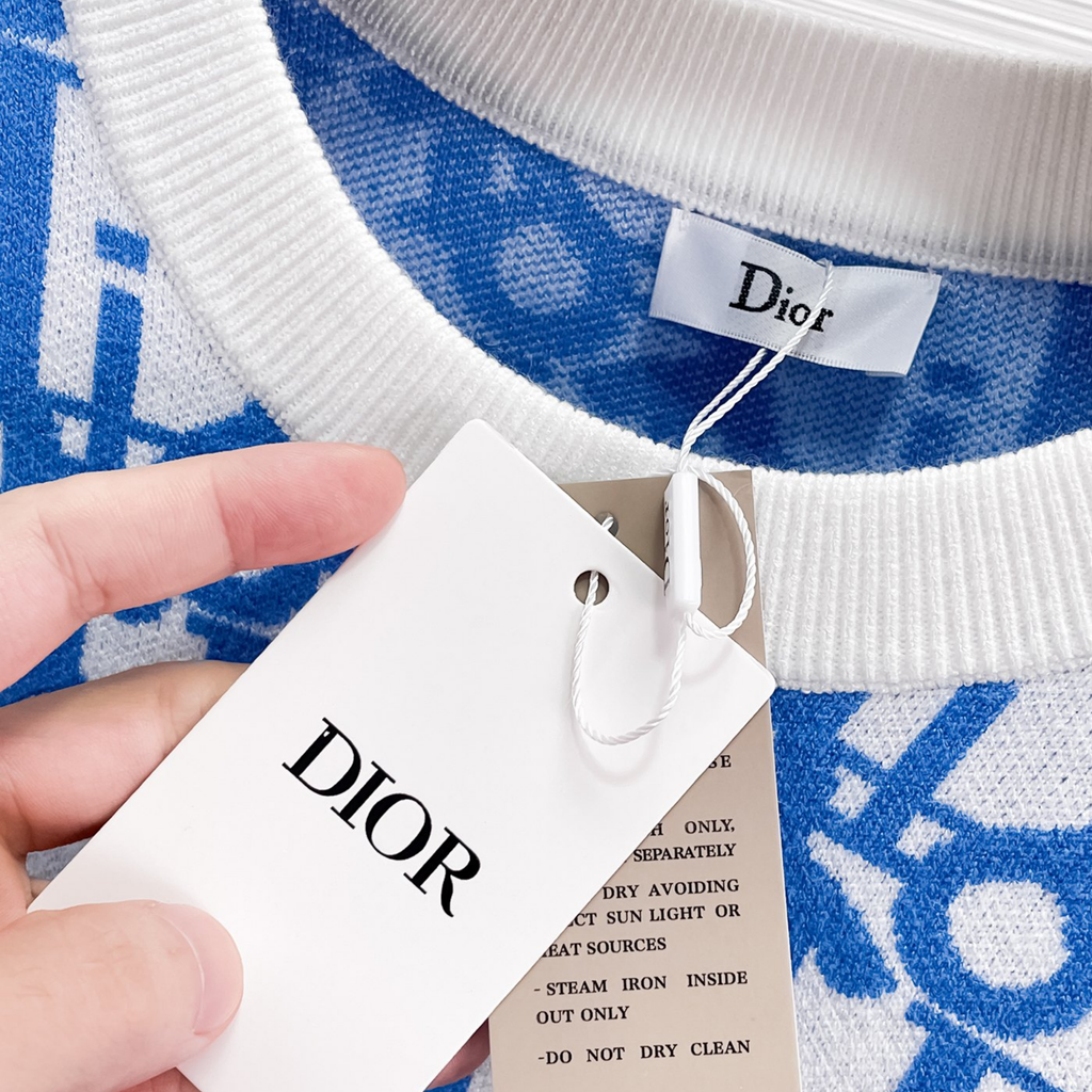 Elvare Club® Sweater