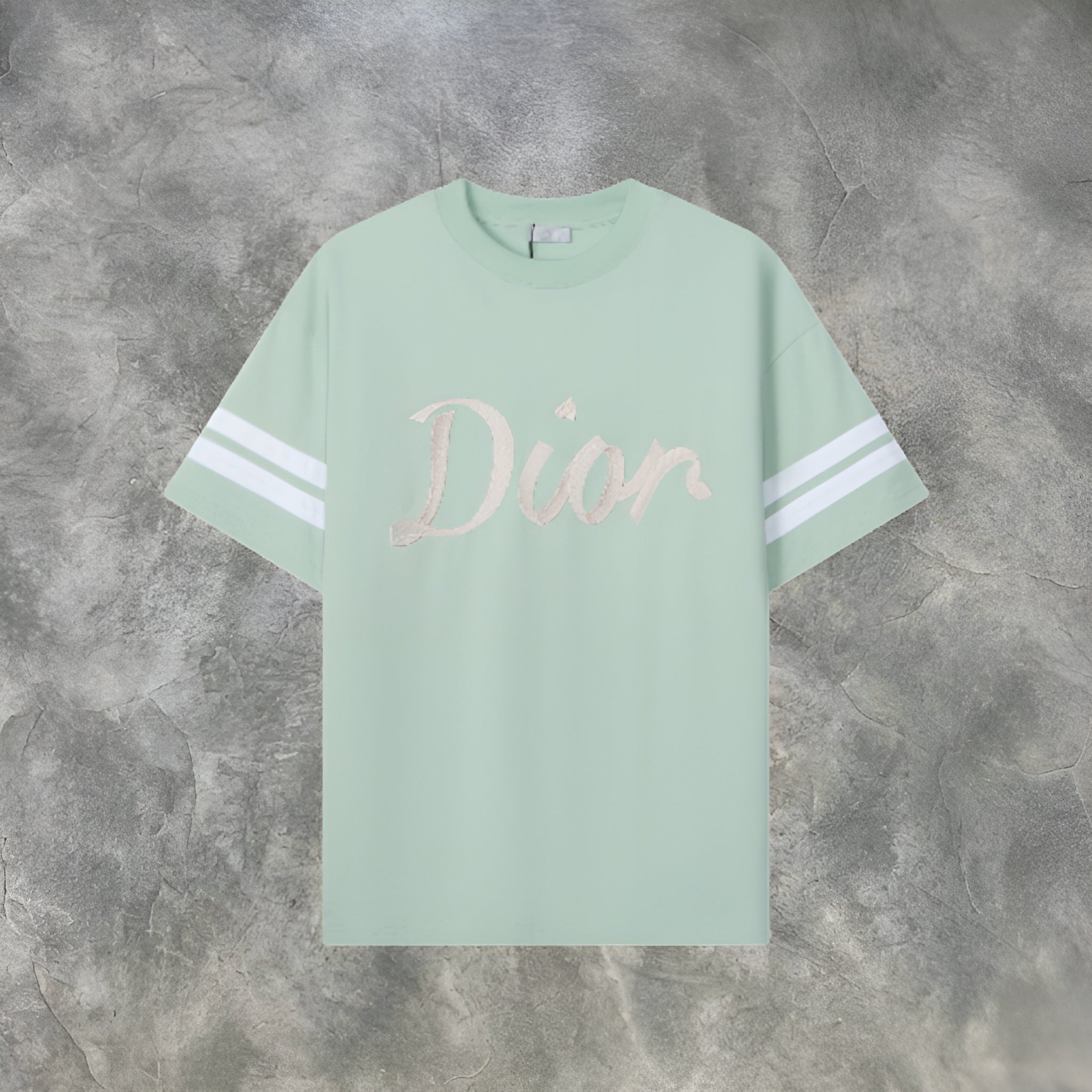 Elvare Club® T-Shirt