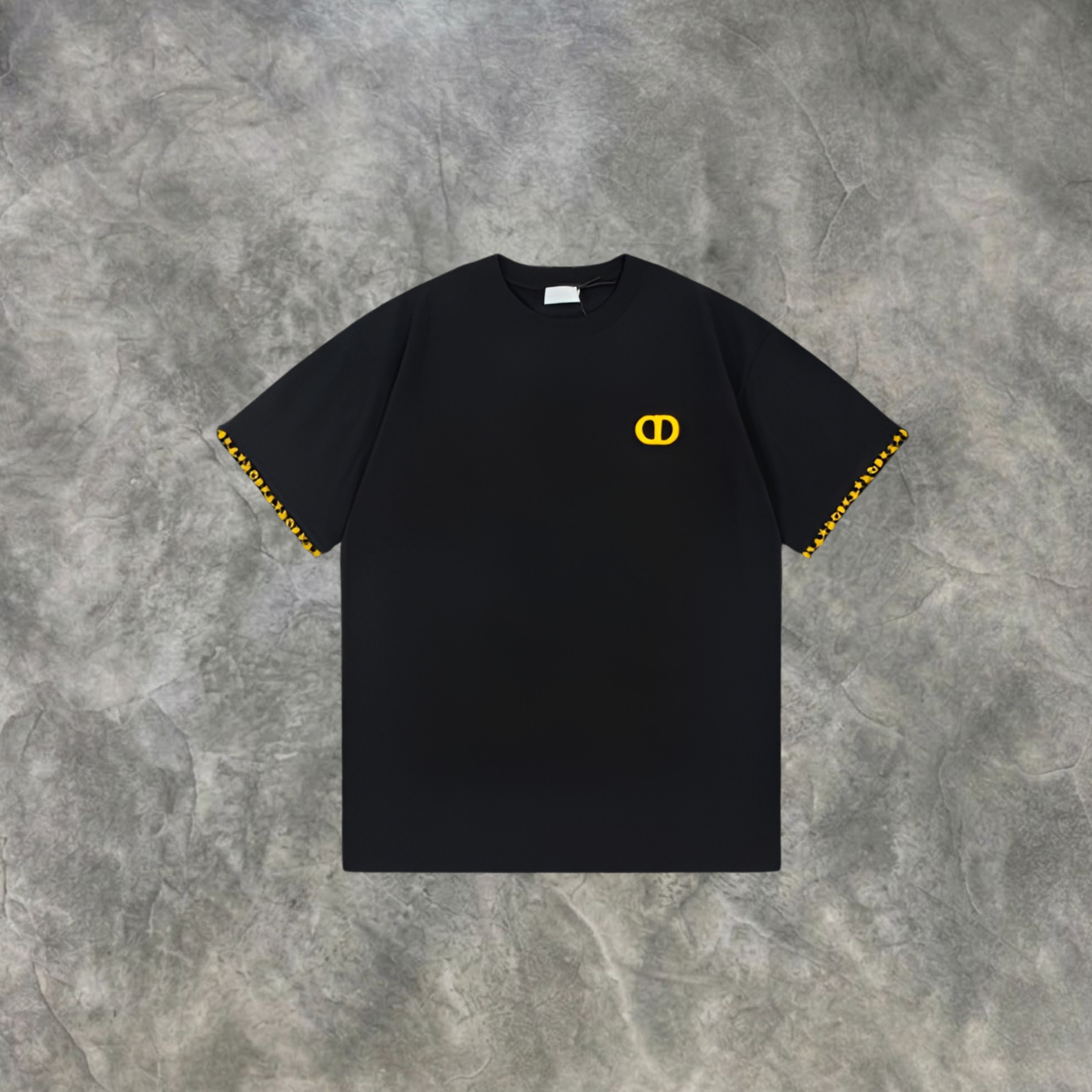 Elvare Club® T-Shirt