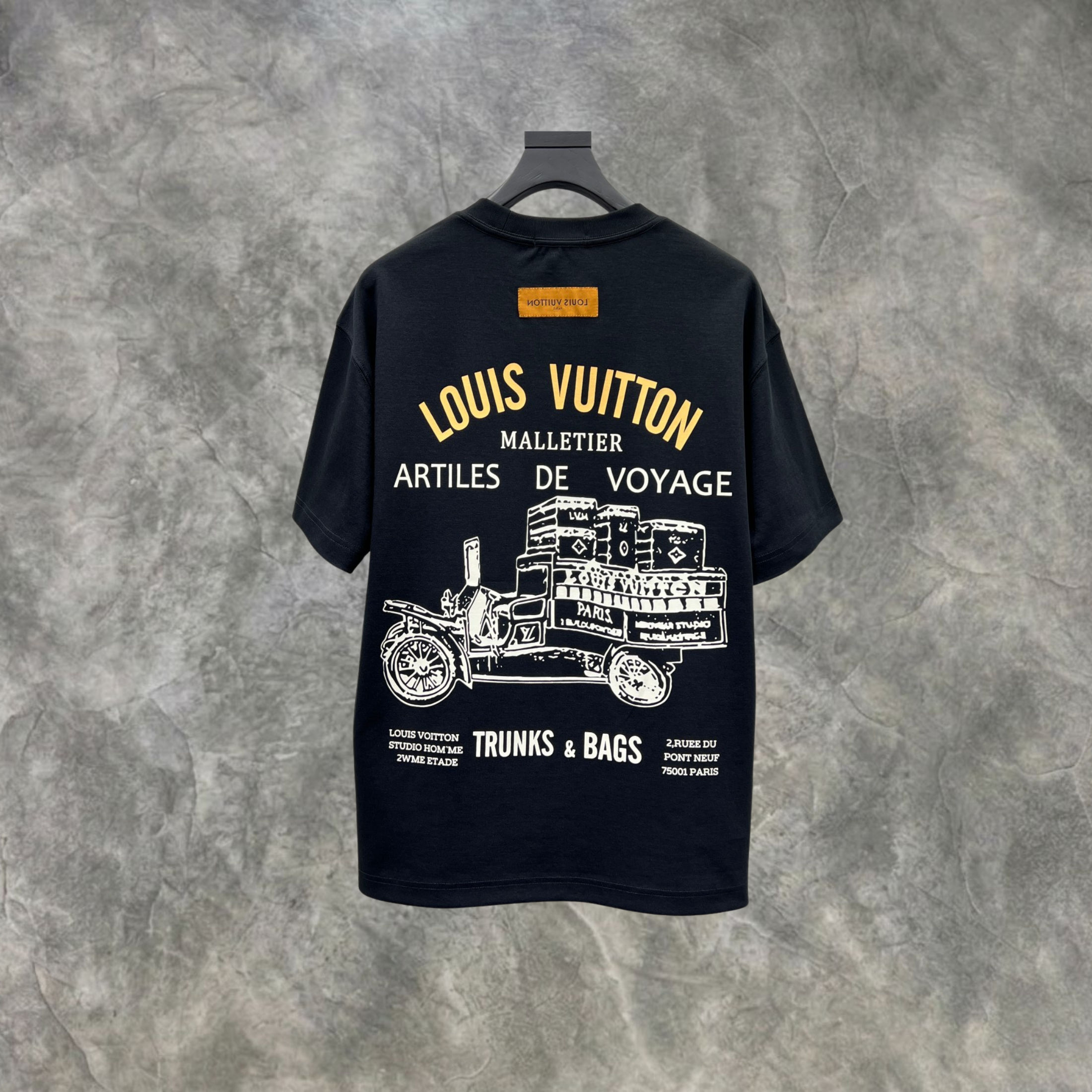 Elvare Club® T-shirt