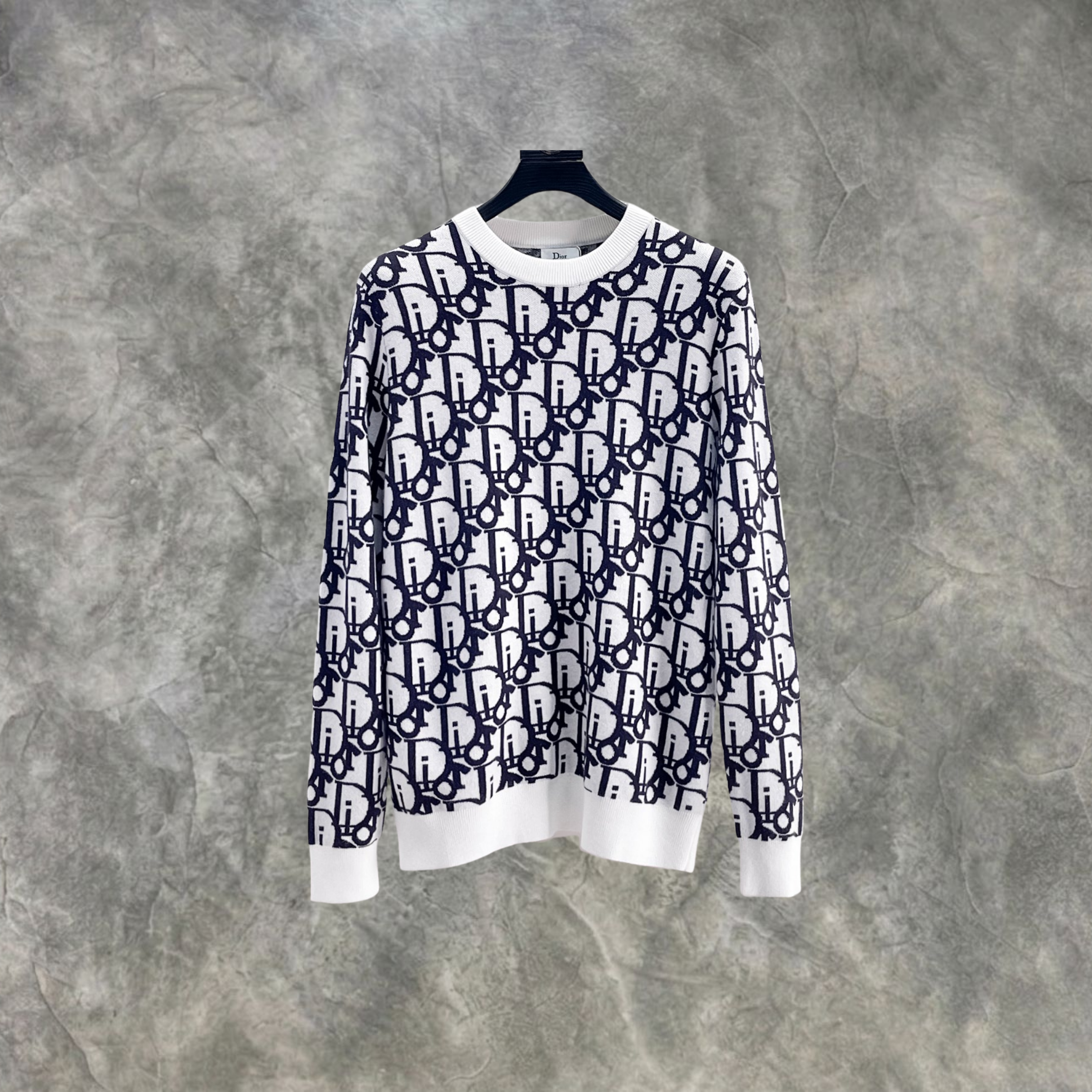 Elvare Club® Sweater