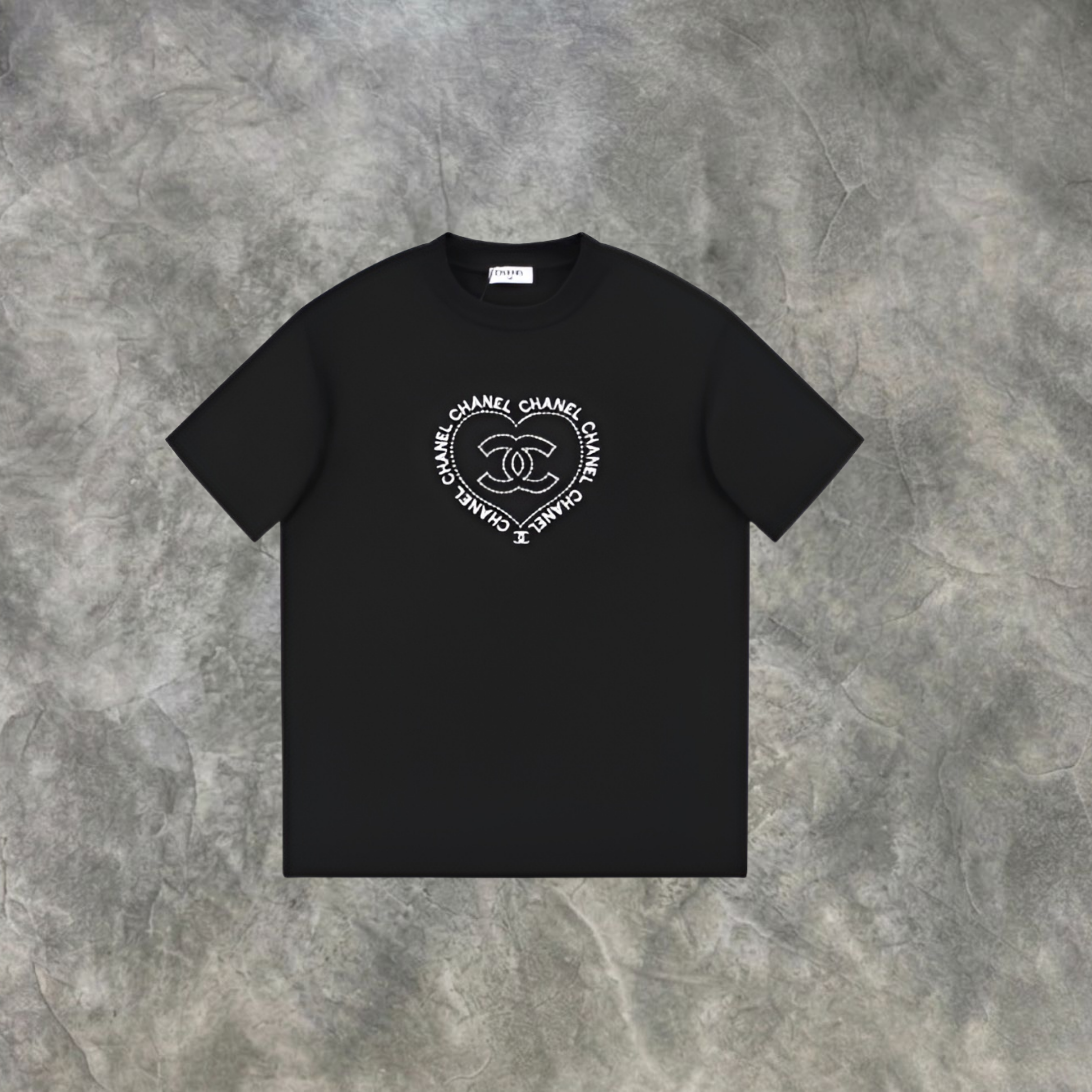 Elvare Club® T-Shirt