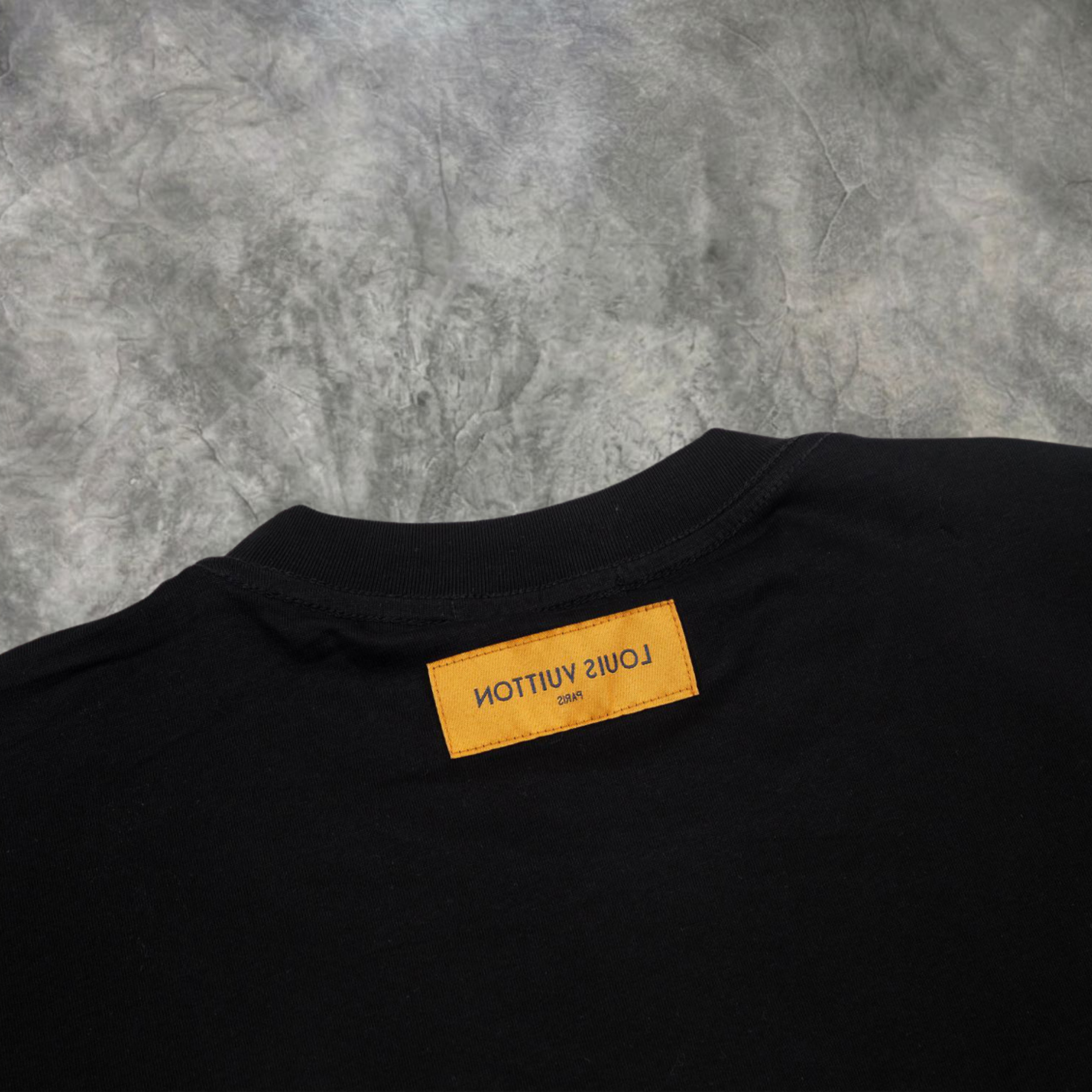 Elvare Club® T-shirt