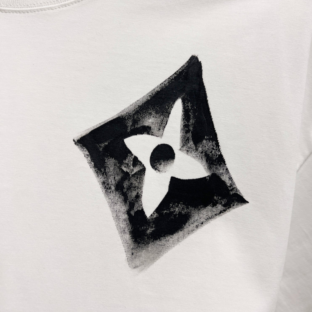 Elvare Club® T-shirt