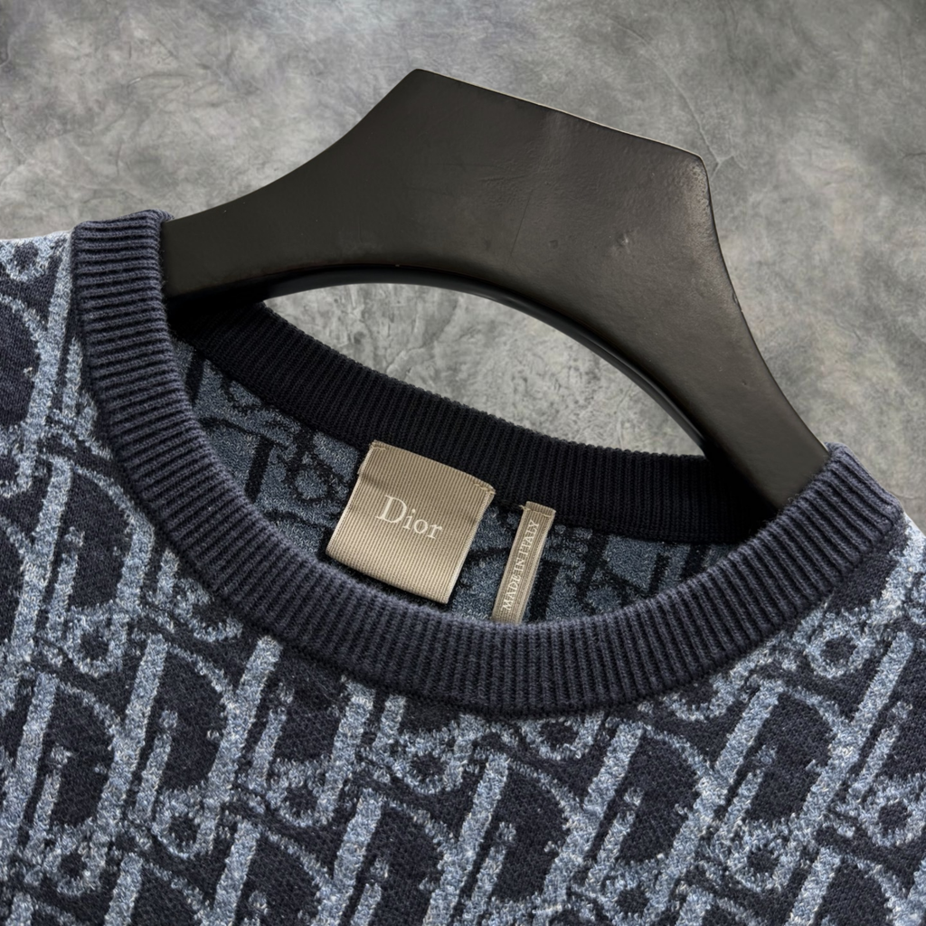 Elvare Club® T-Shirt