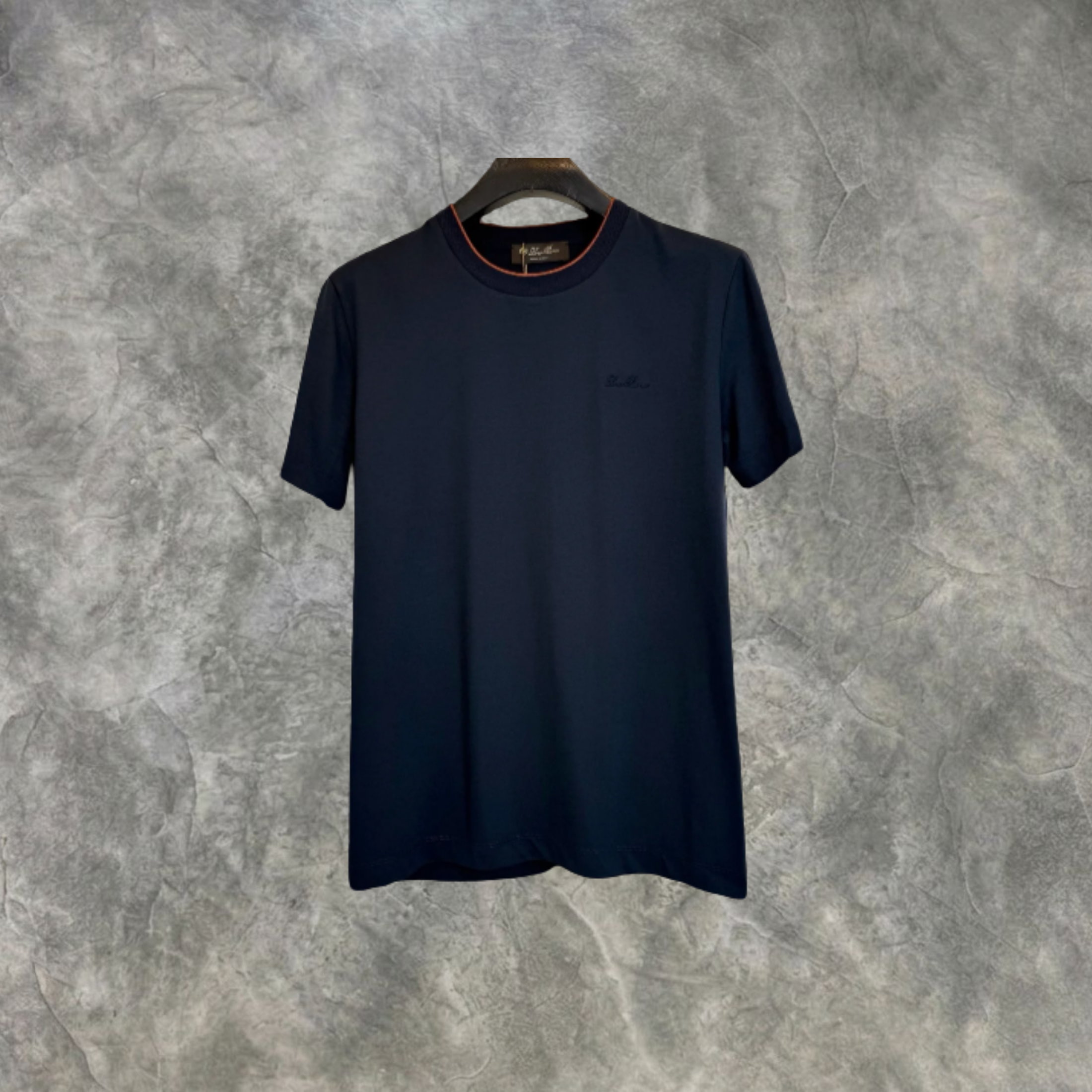 Elvare Club® T-Shirt