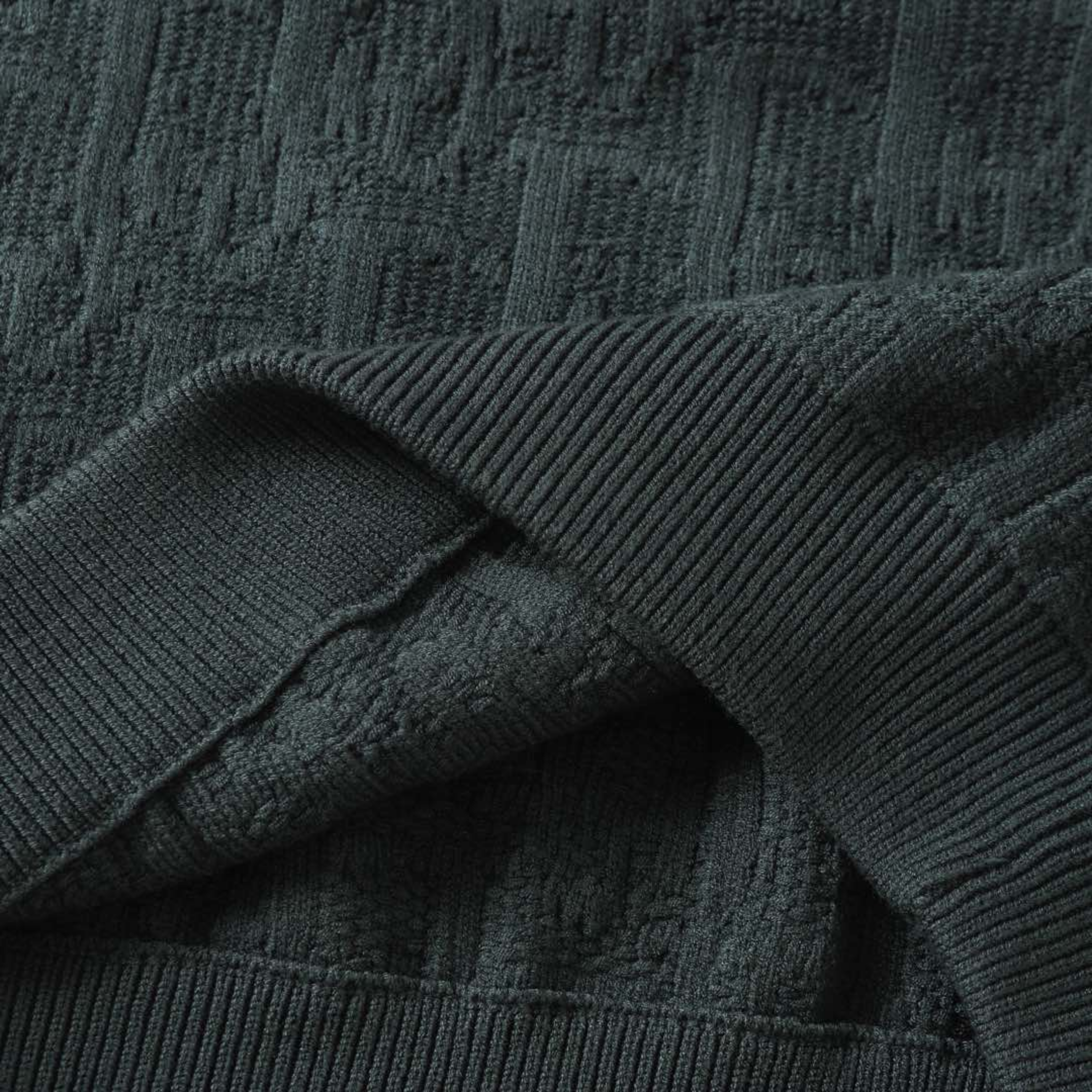 Elvare Club® Sweater