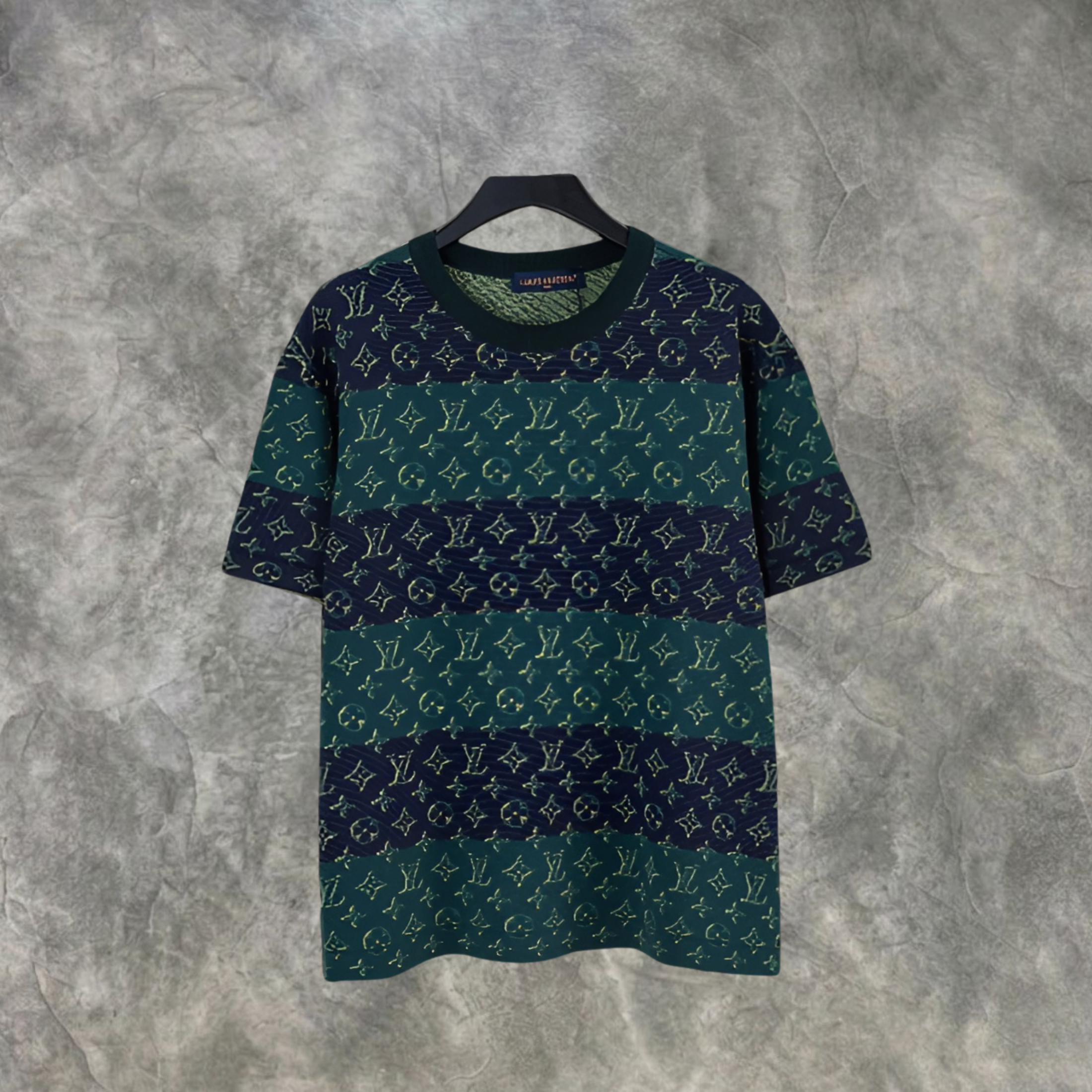 Elvare Club® T-Shirt