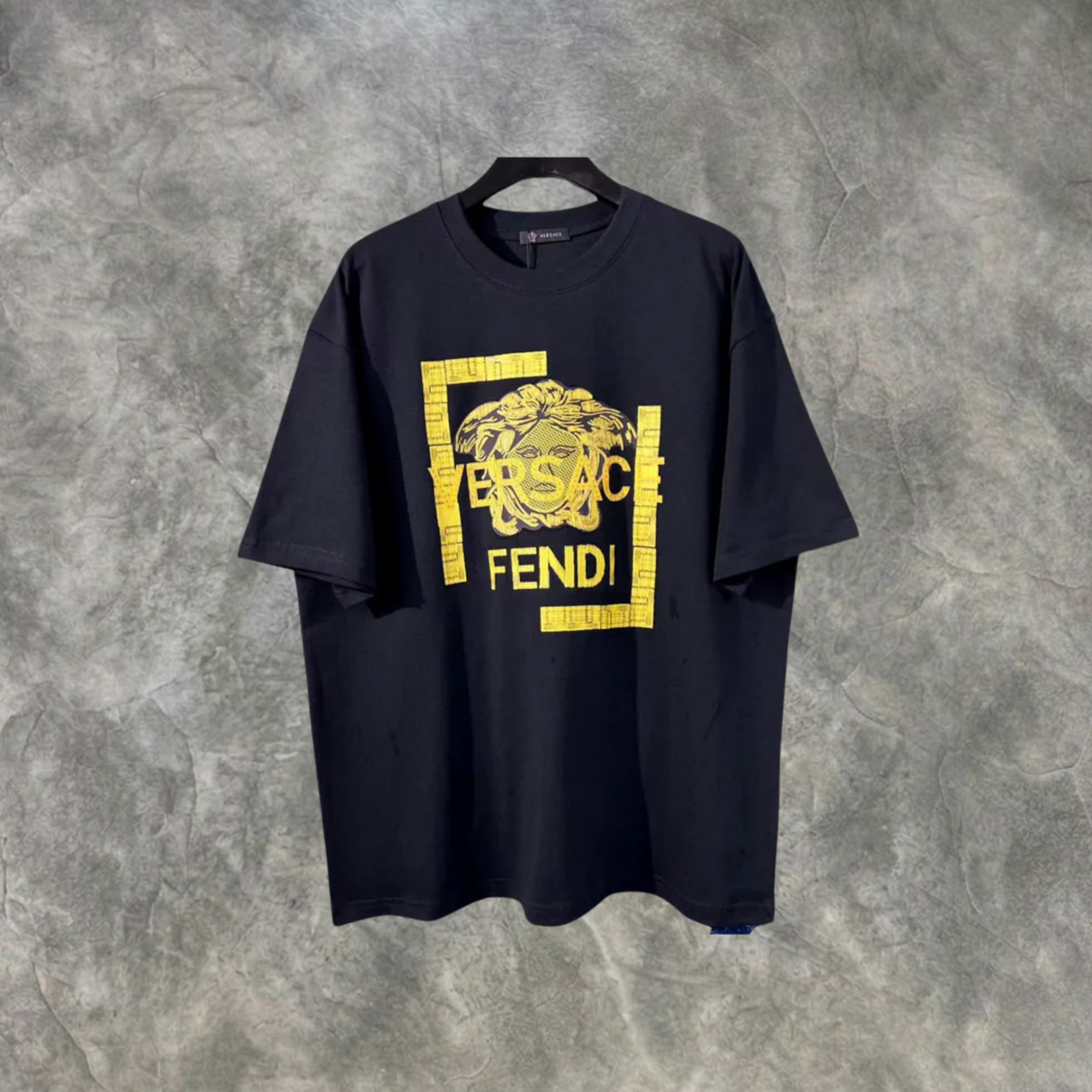 Elvare Club® T-Shirt