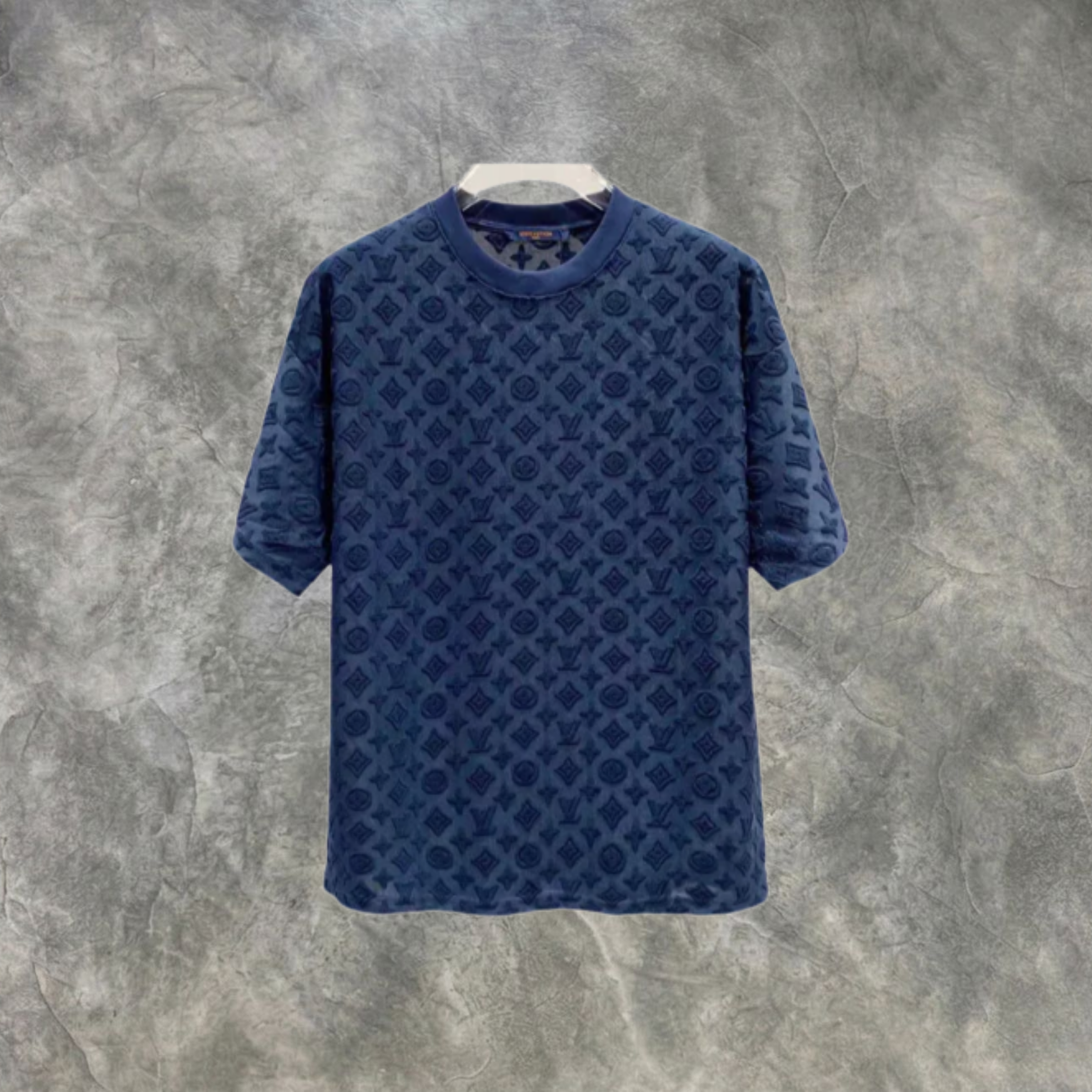 Elvare Club® T-Shirt