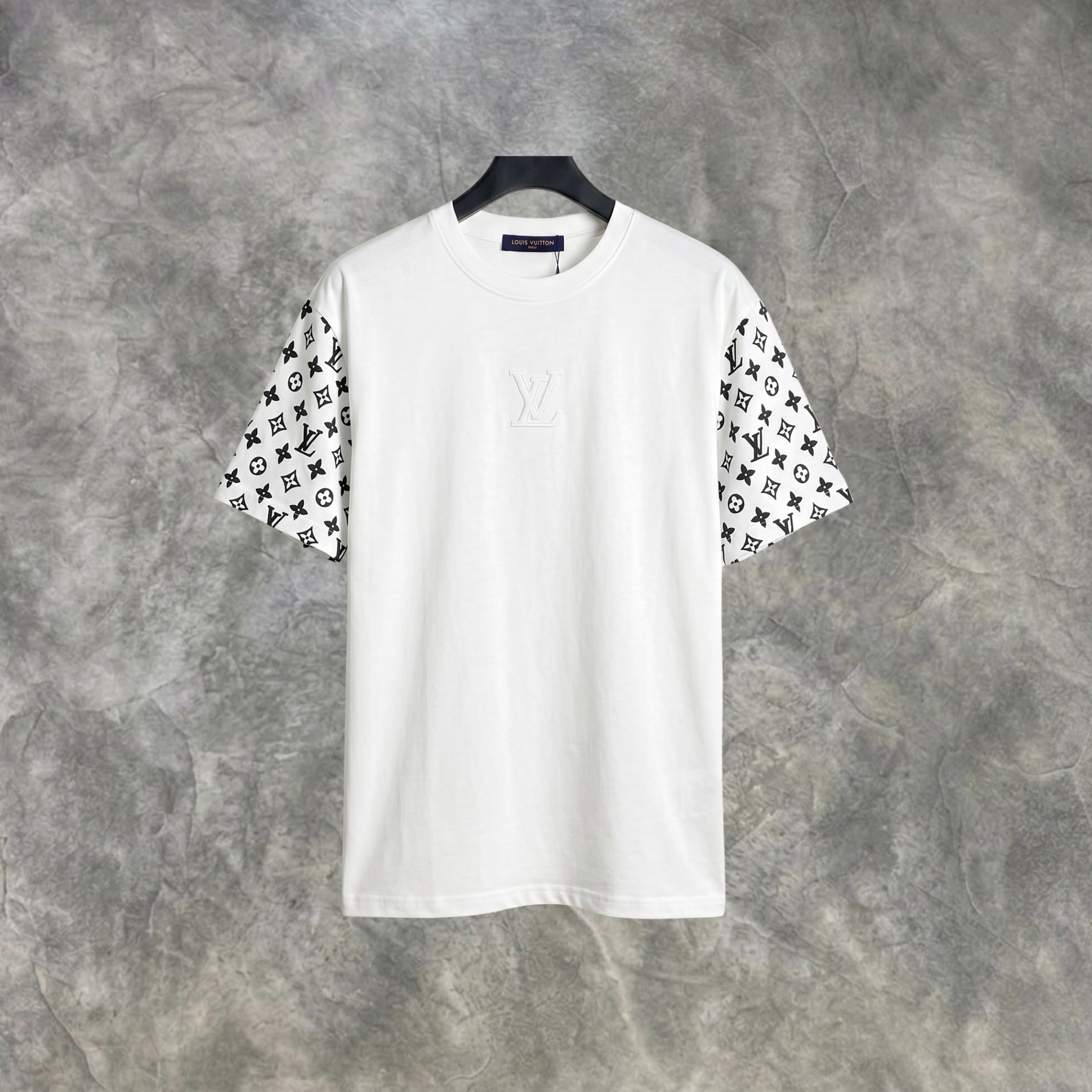 Elvare Club® T-shirt