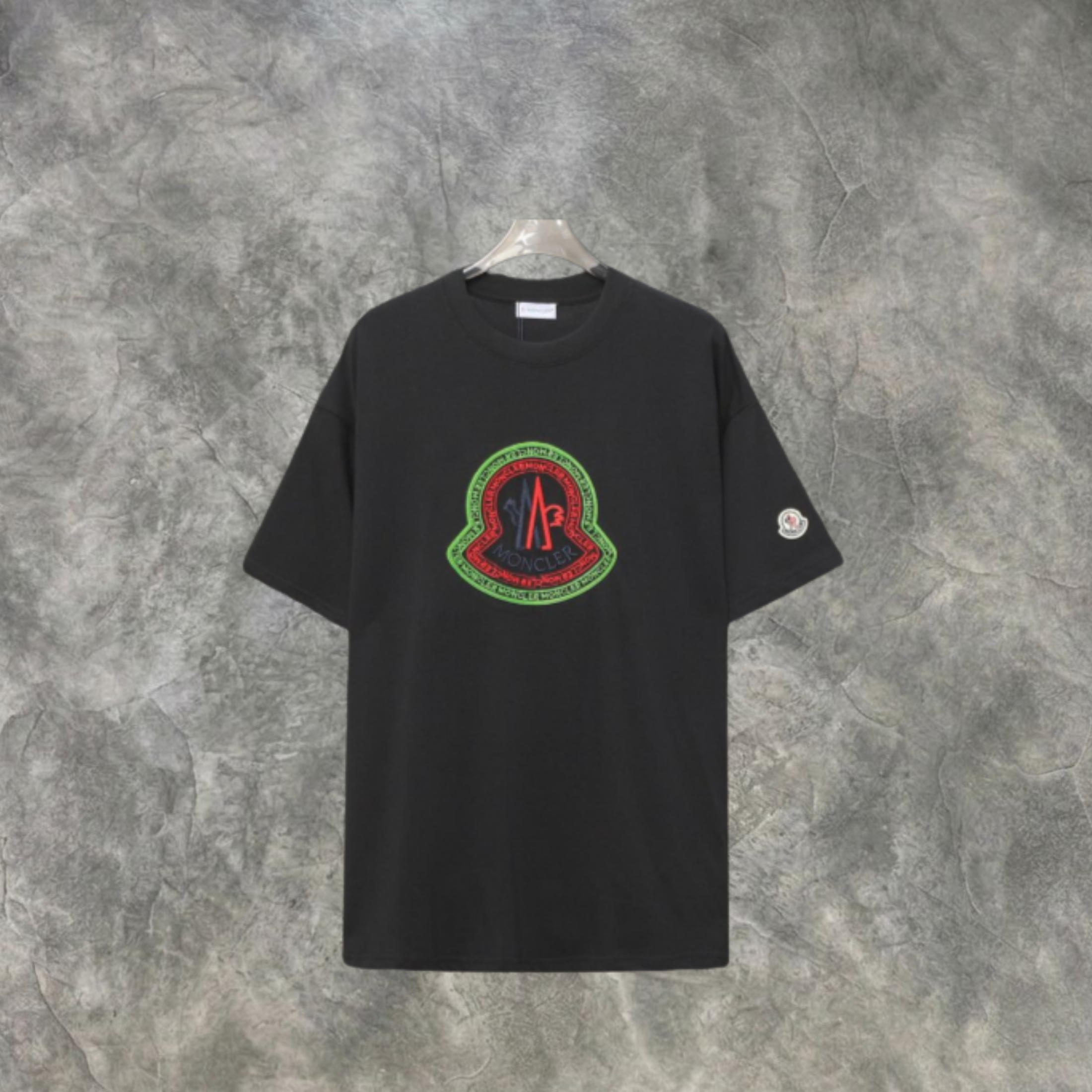 Elvare Club® T-Shirt