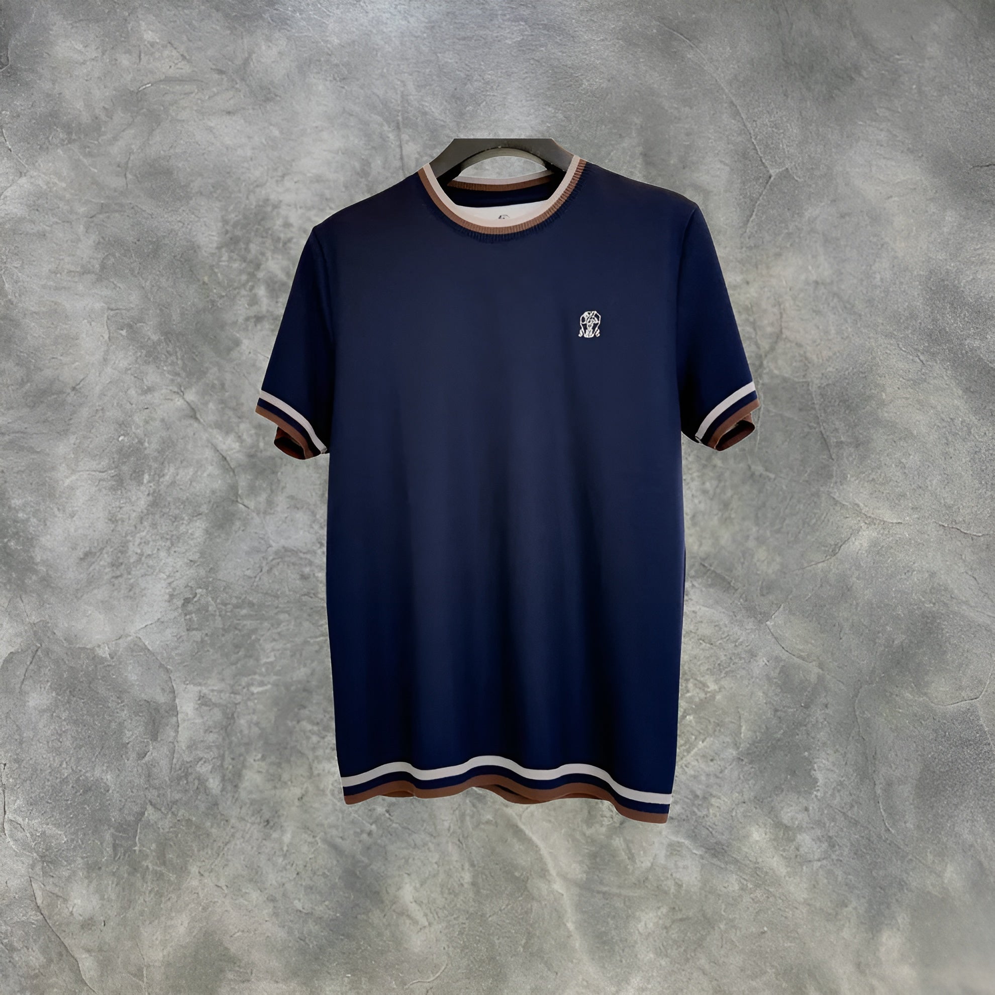 Elvare Club® T-Shirt
