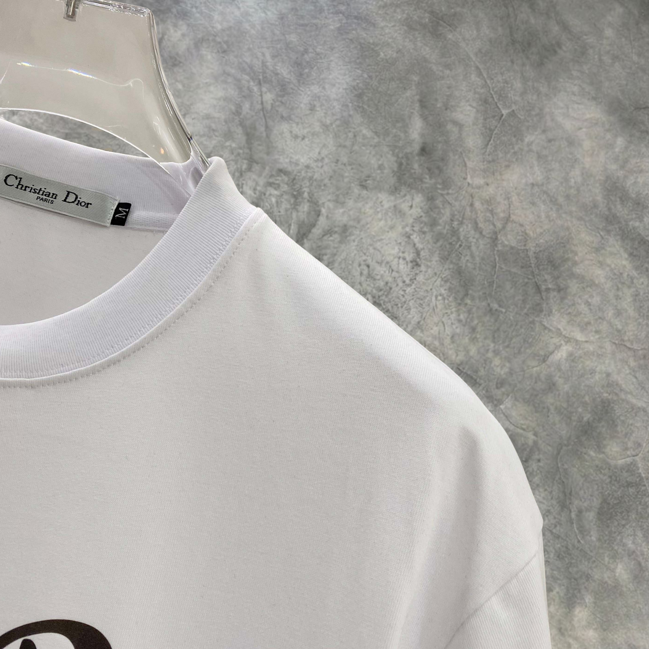 Elvare Club® T-shirt