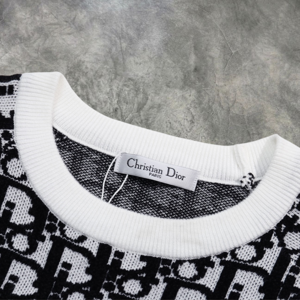 Elvare Club® Sweater
