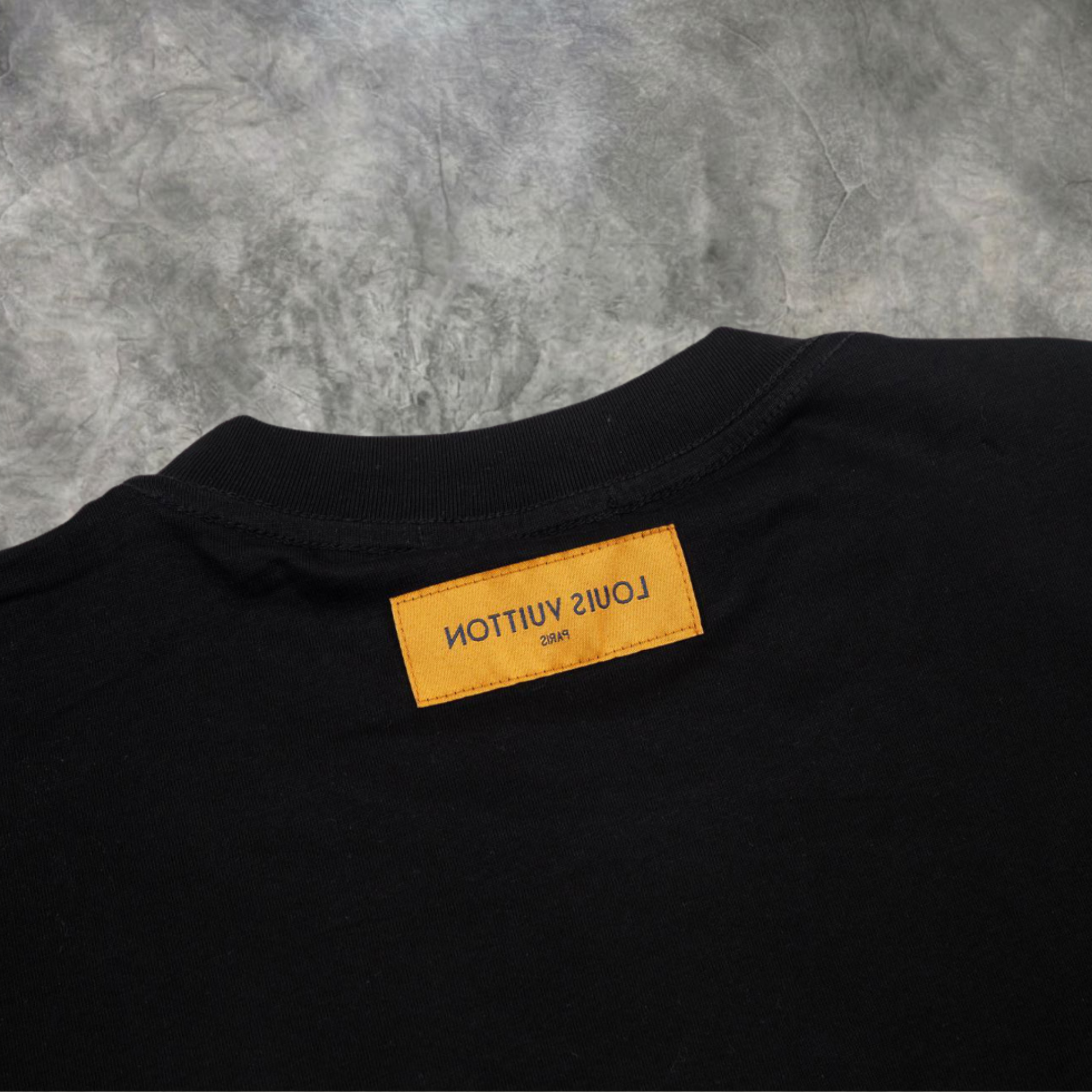 Elvare Club® T-Shirt