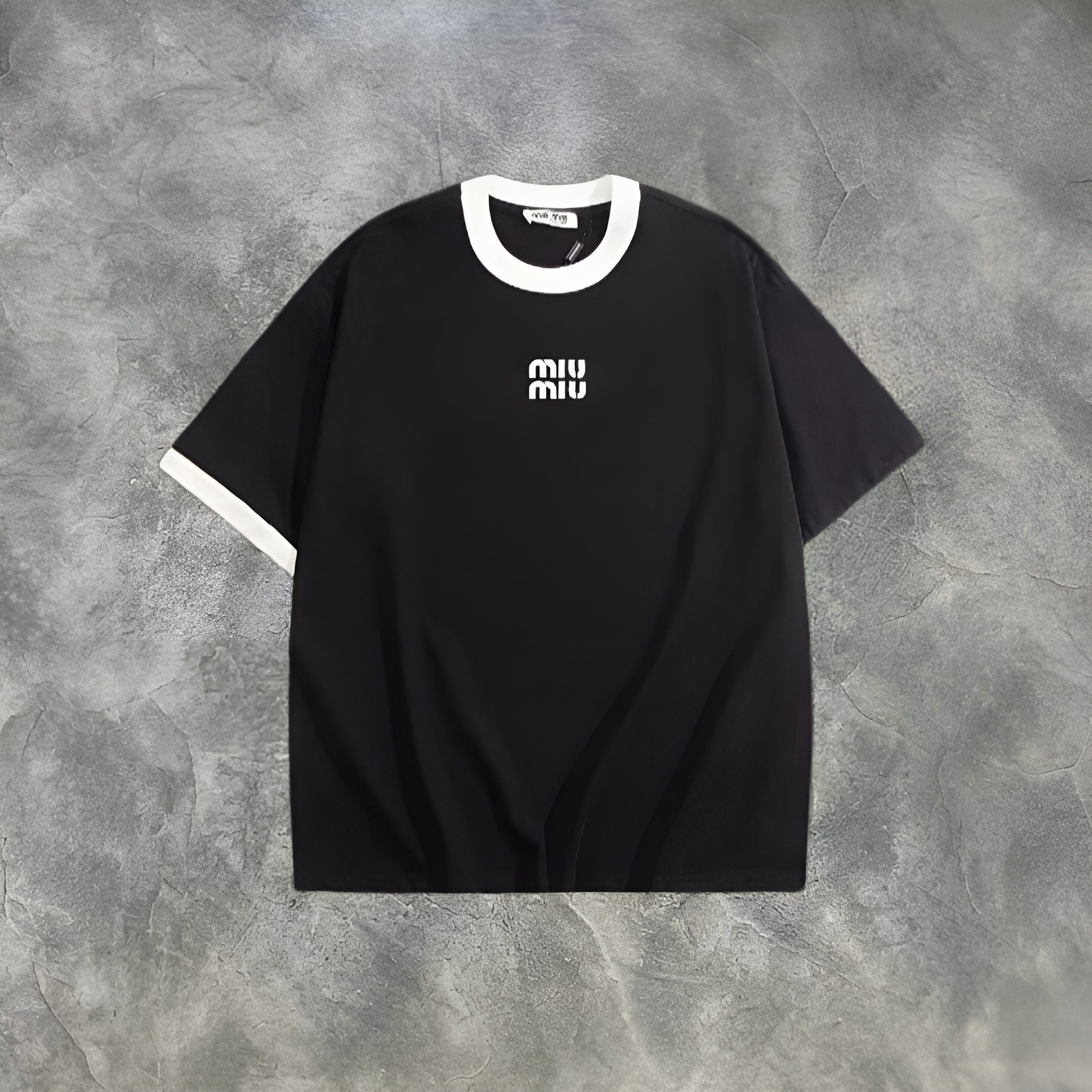 Elvare Club® T-Shirt