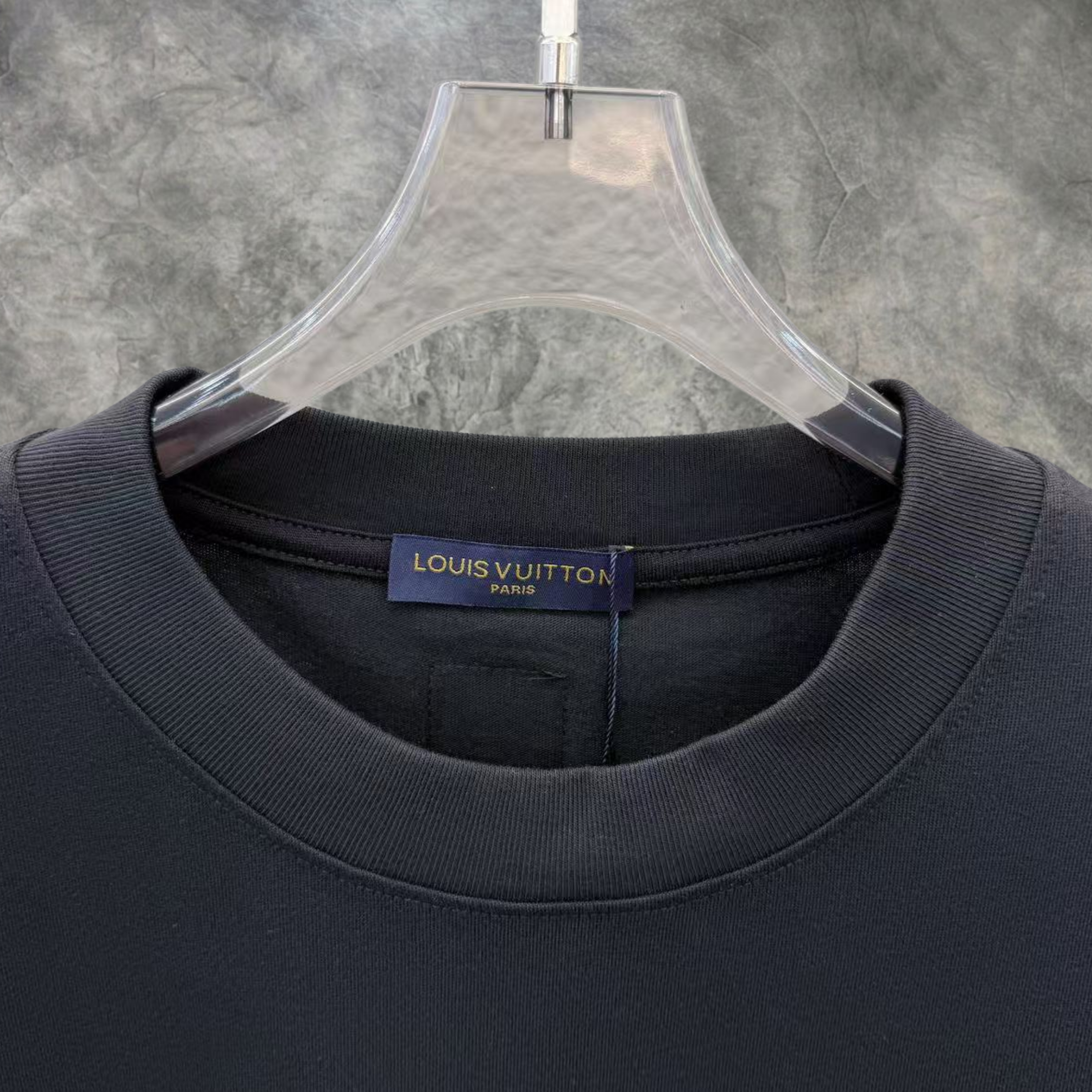 Elvare Club® T-Shirt