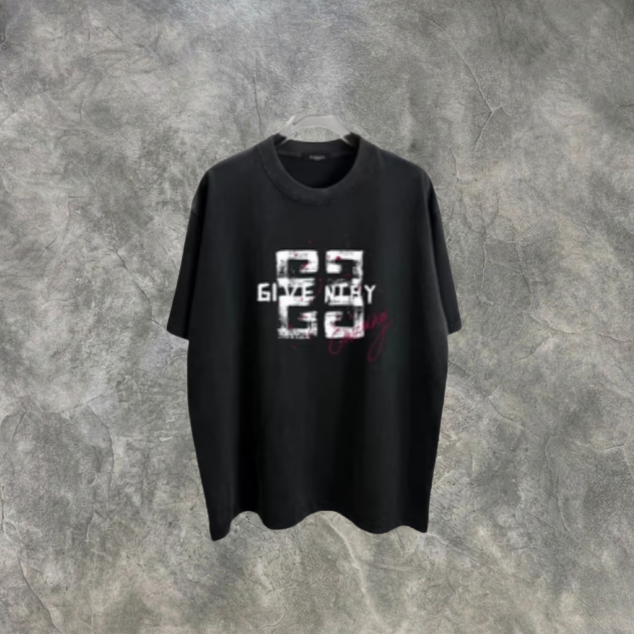 Elvare Club® T-Shirt