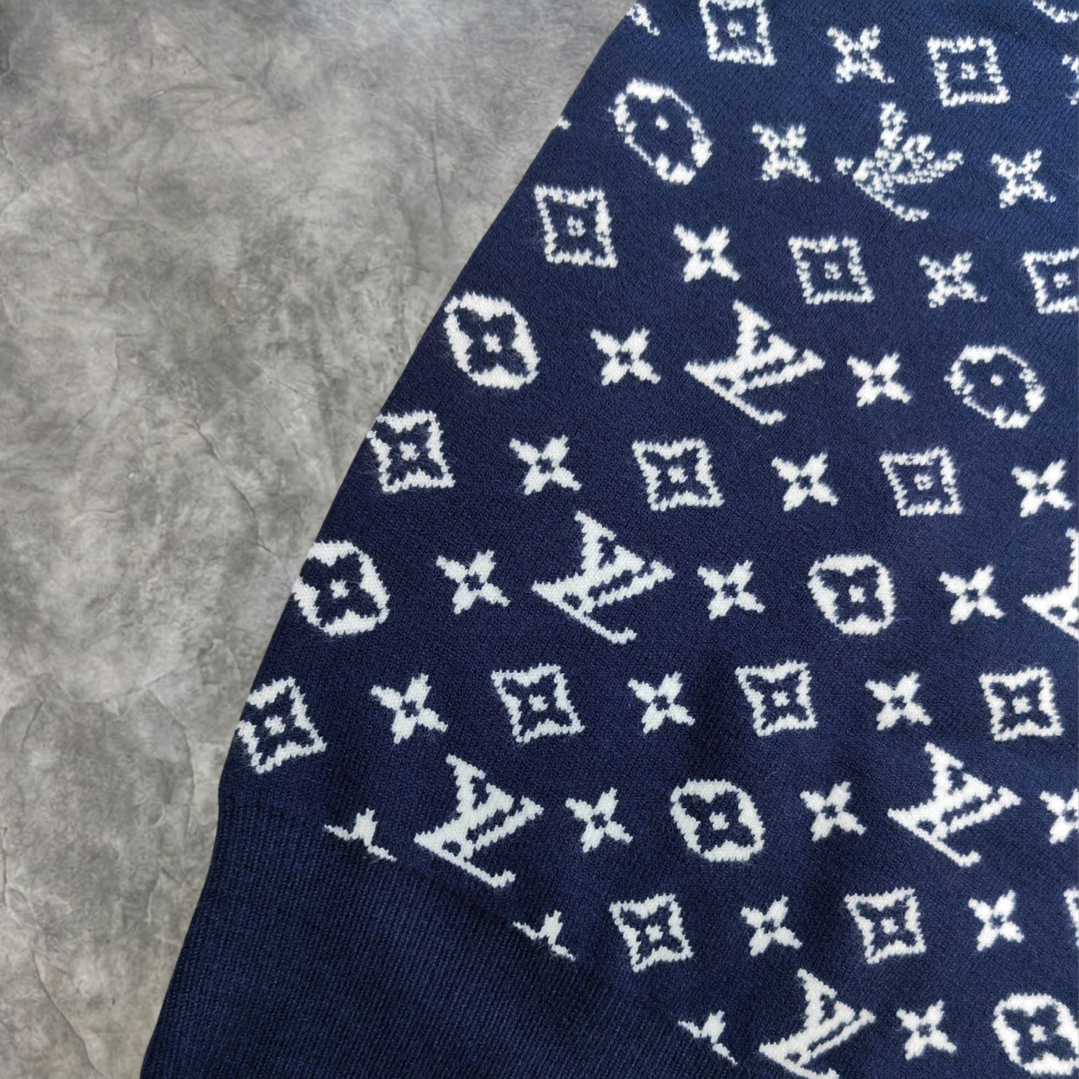 Elvare Club® Sweater