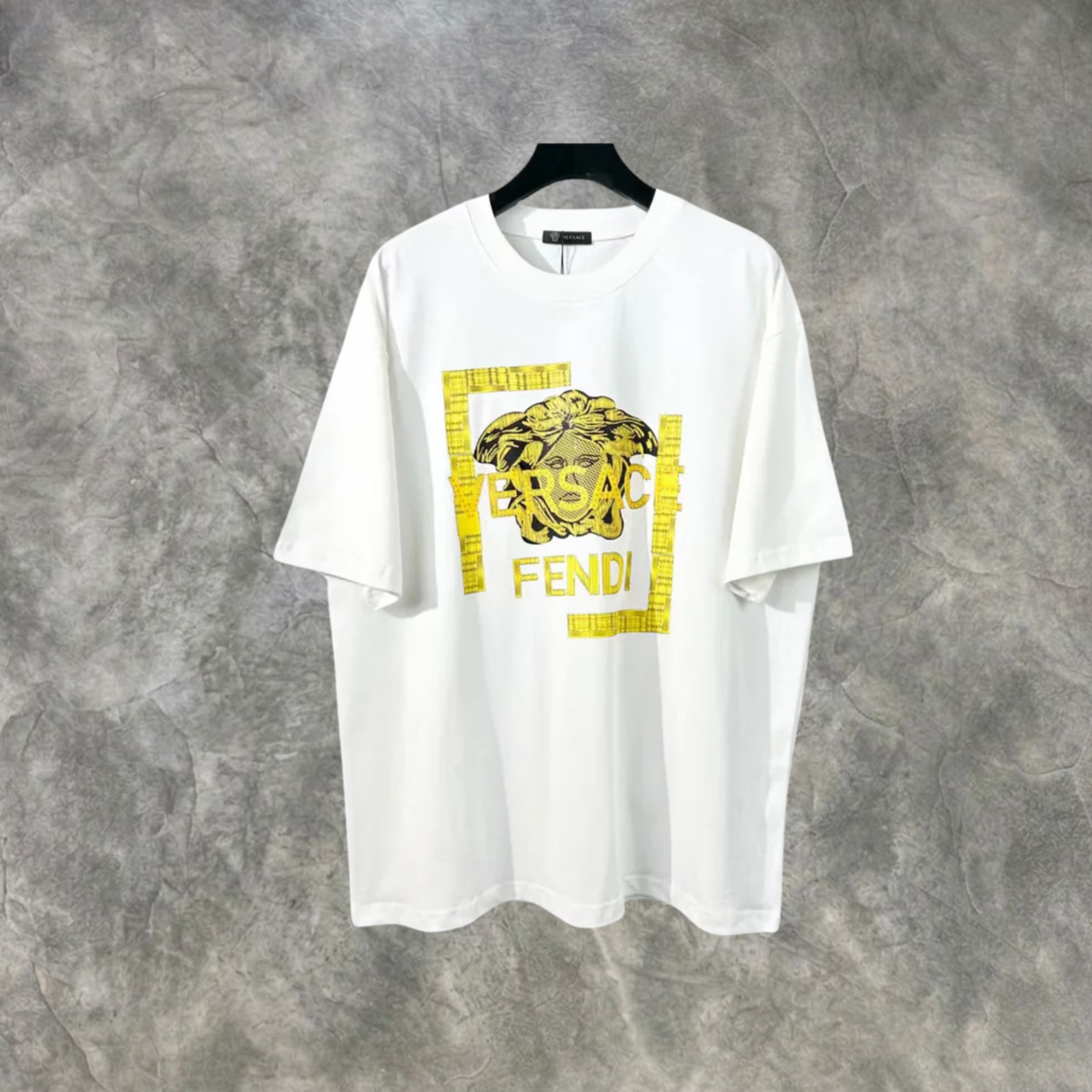 Elvare Club® T-Shirt