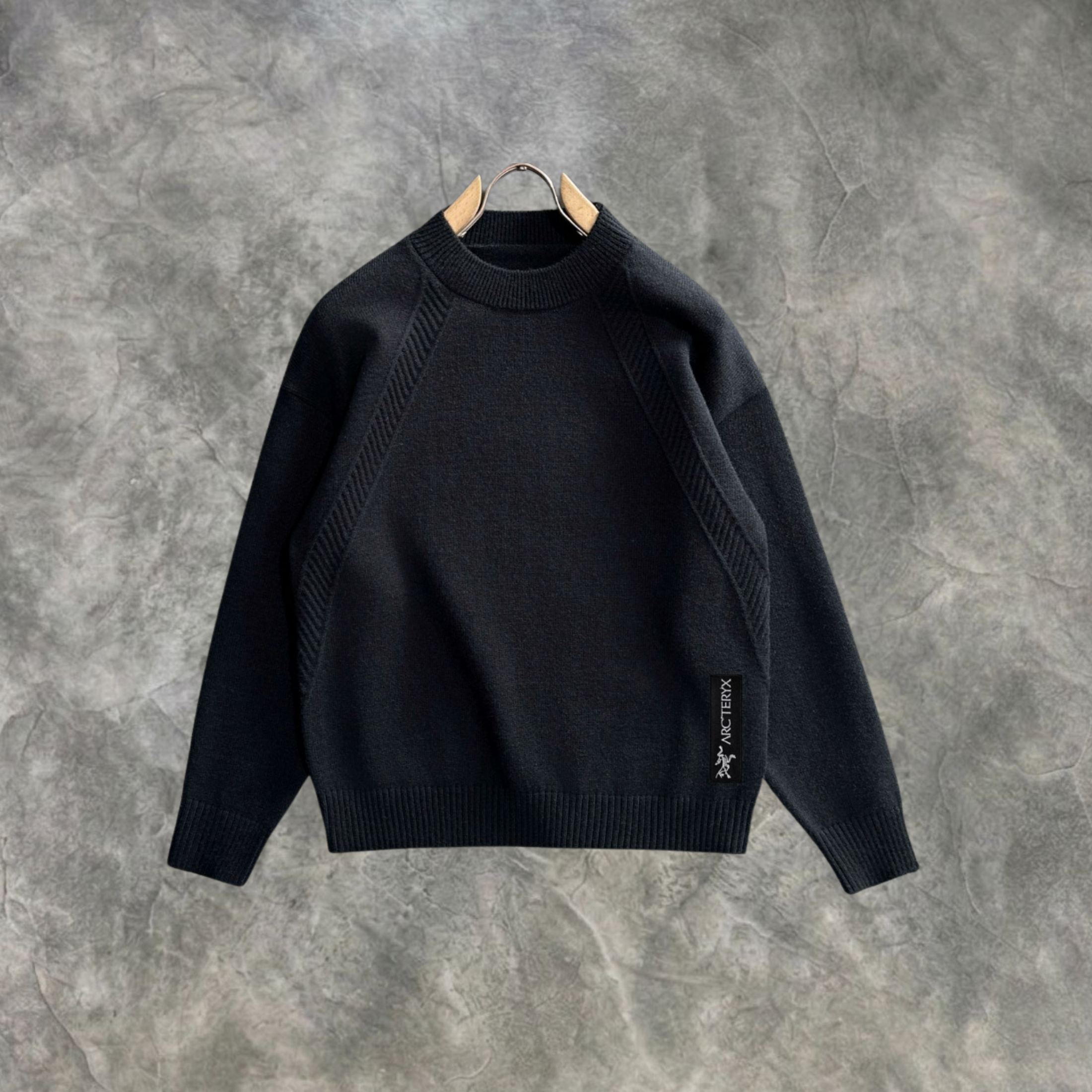 Elvare Club® Sweater
