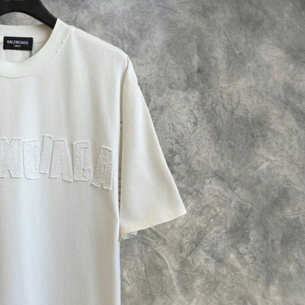 Elvare Club® T-Shirt