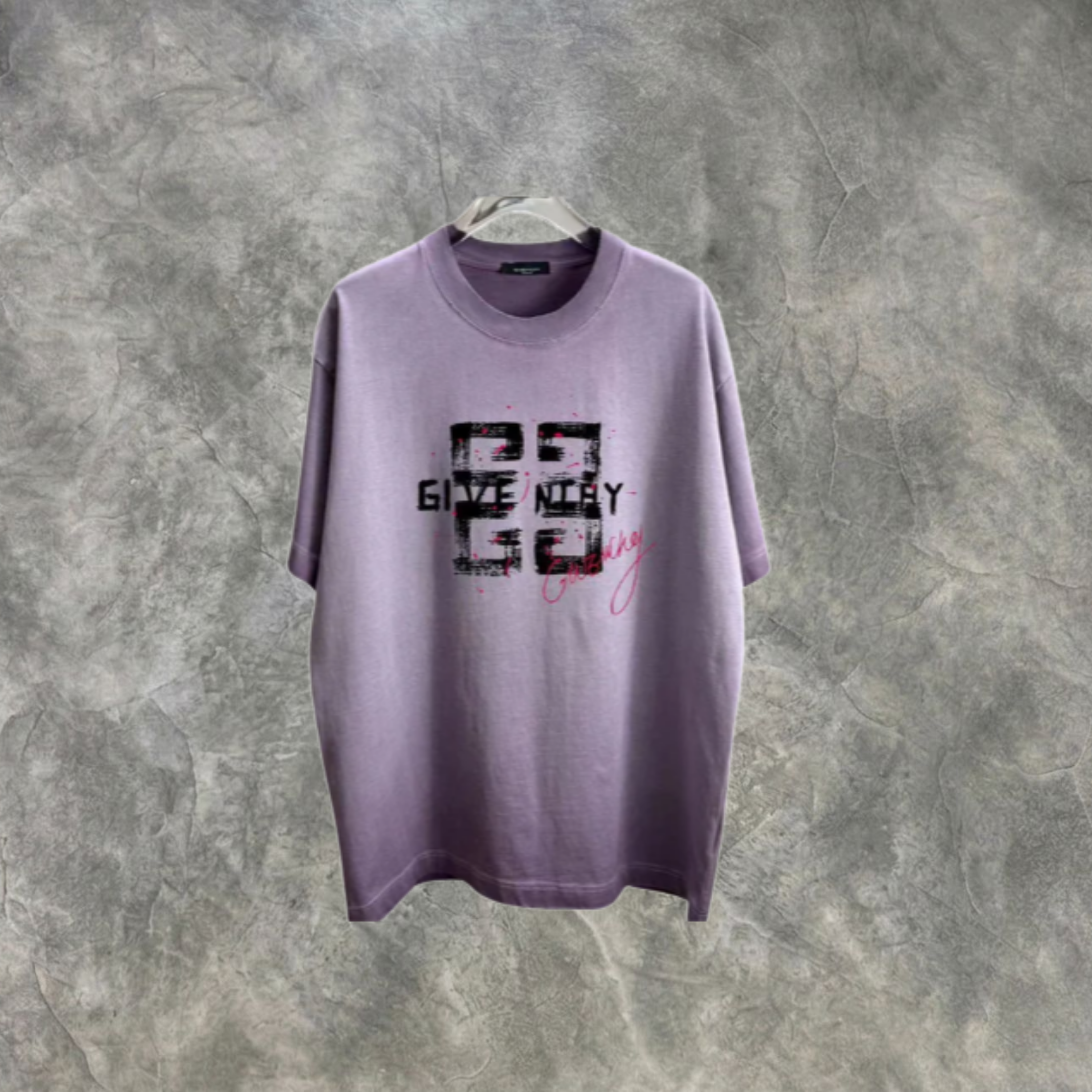 Elvare Club® T-Shirt