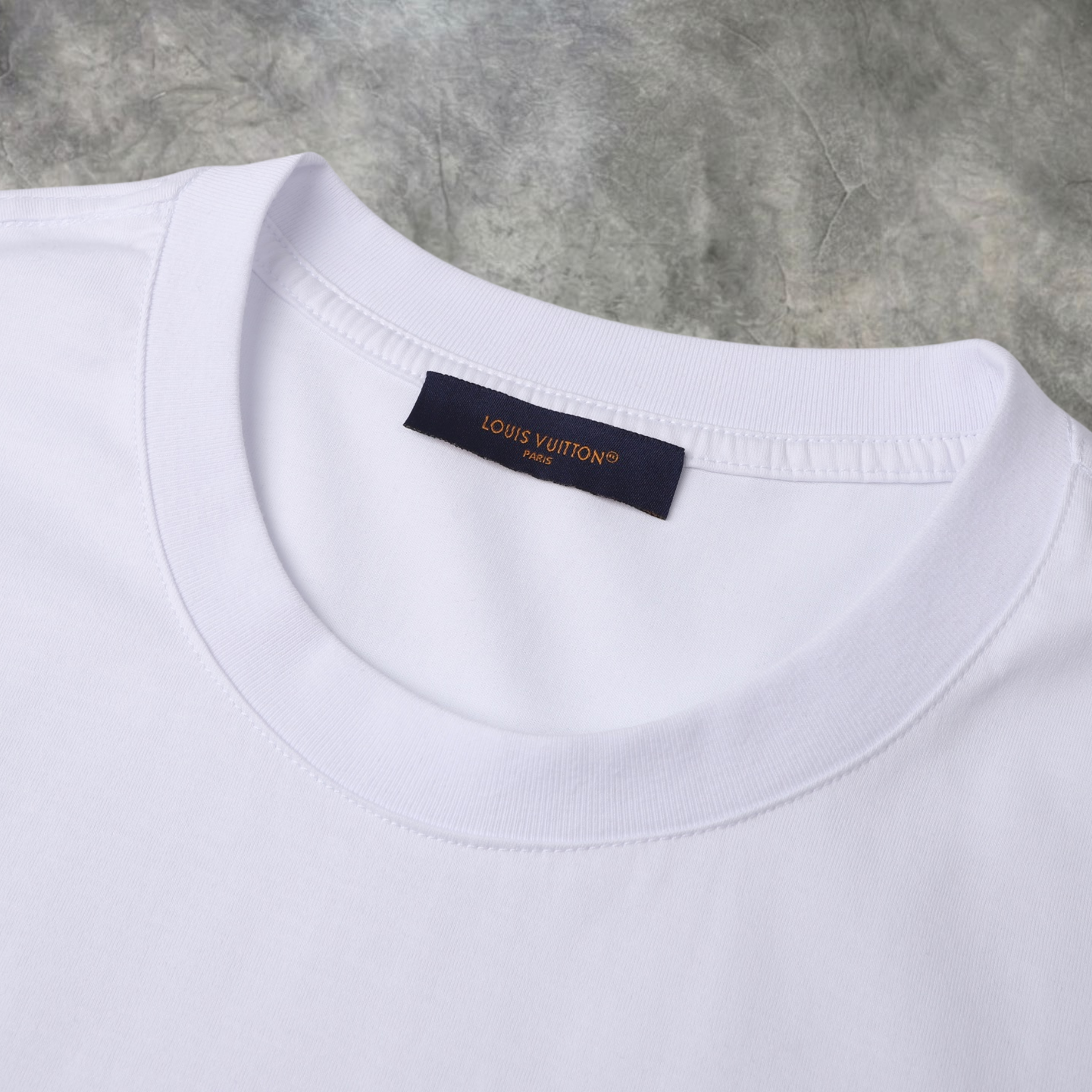 Elvare Club® T-shirt