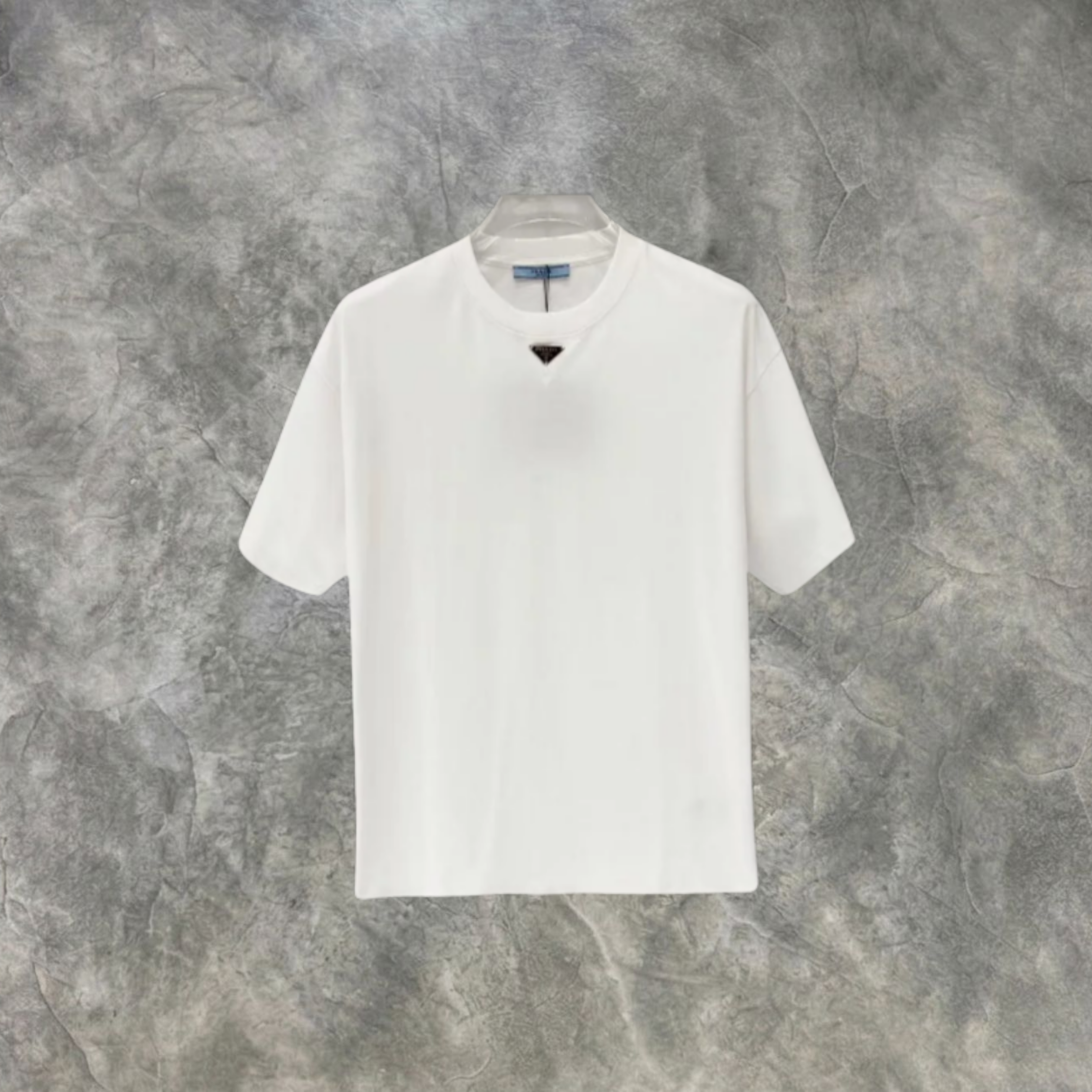 Elvare Club® T-Shirt