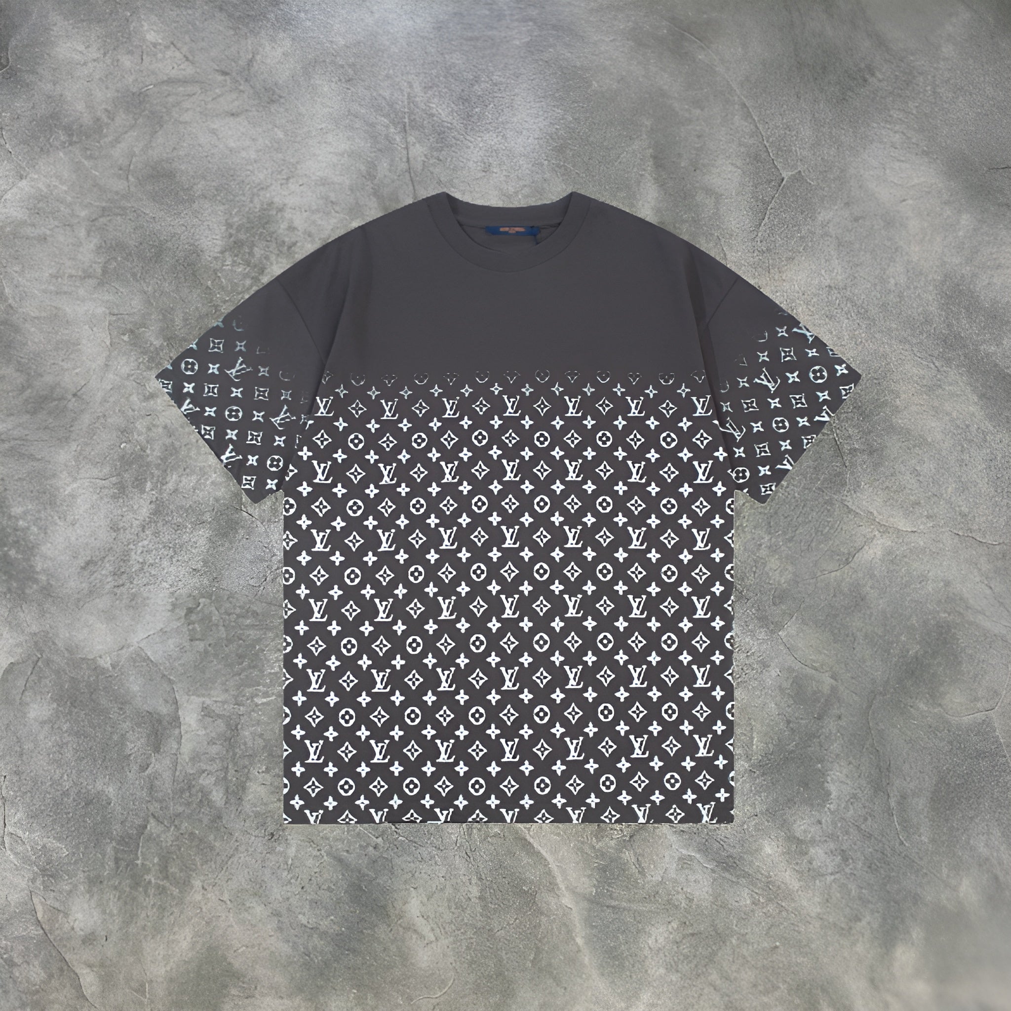 Elvare Club® T-Shirt