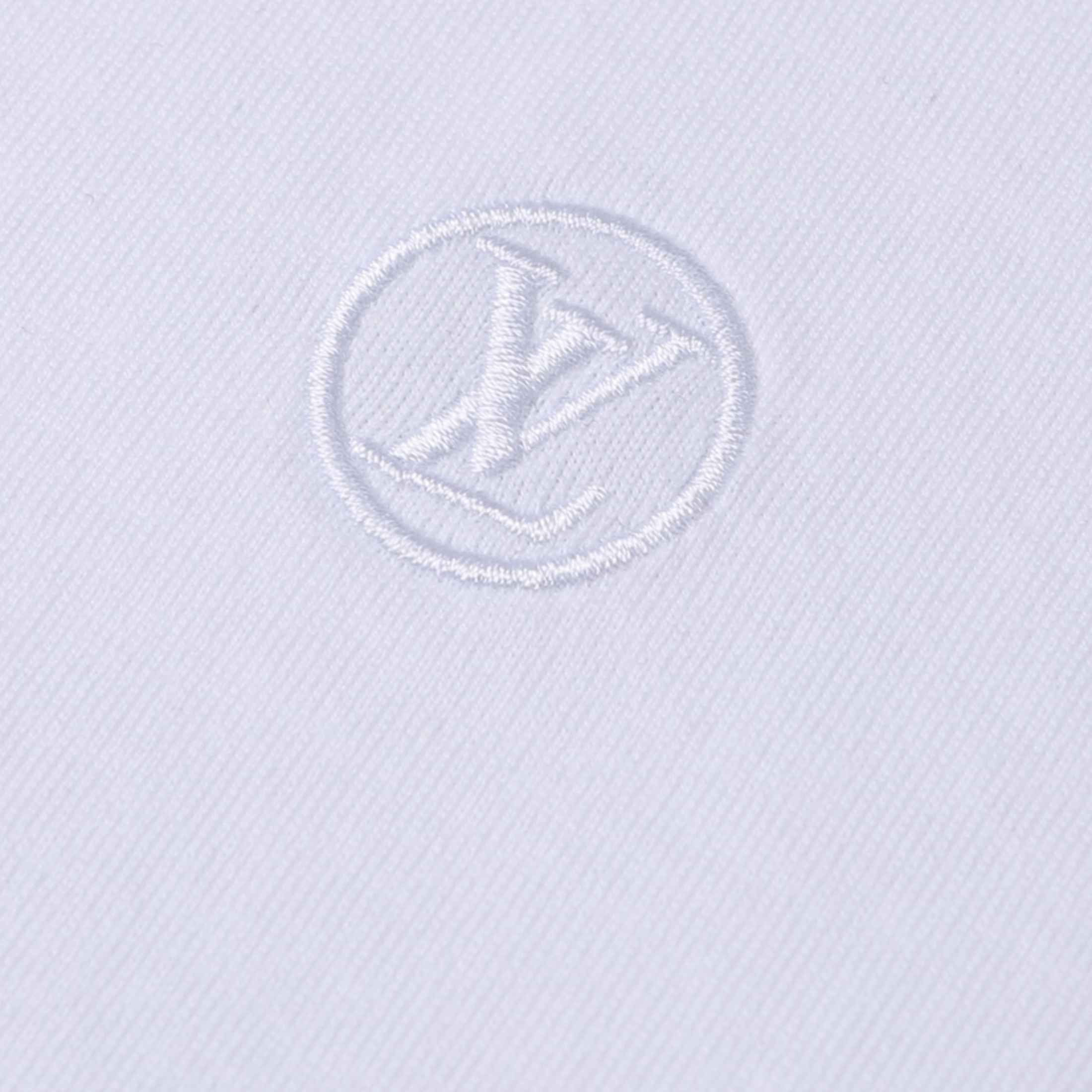 Elvare Club® T-shirt