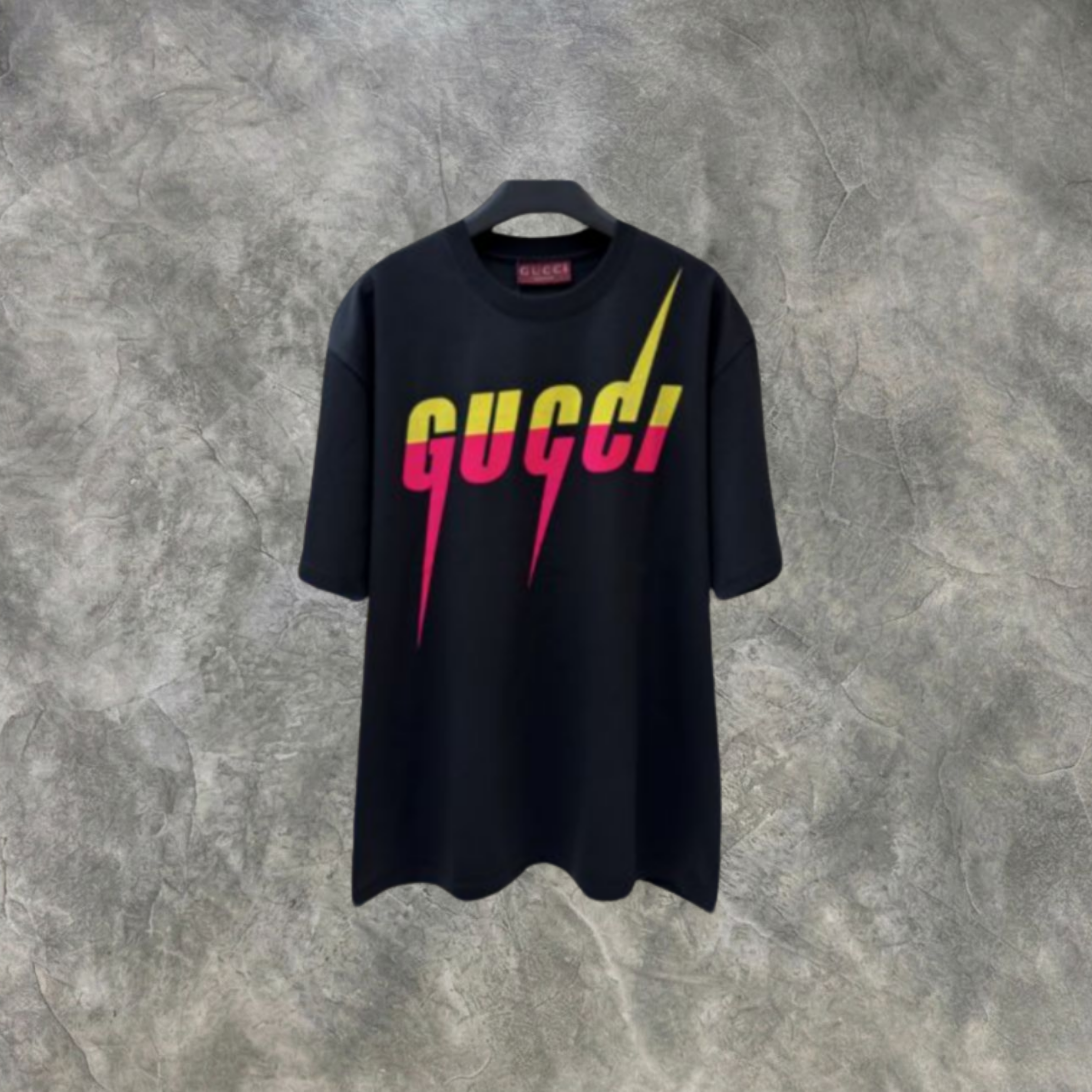 Elvare Club® T-Shirt