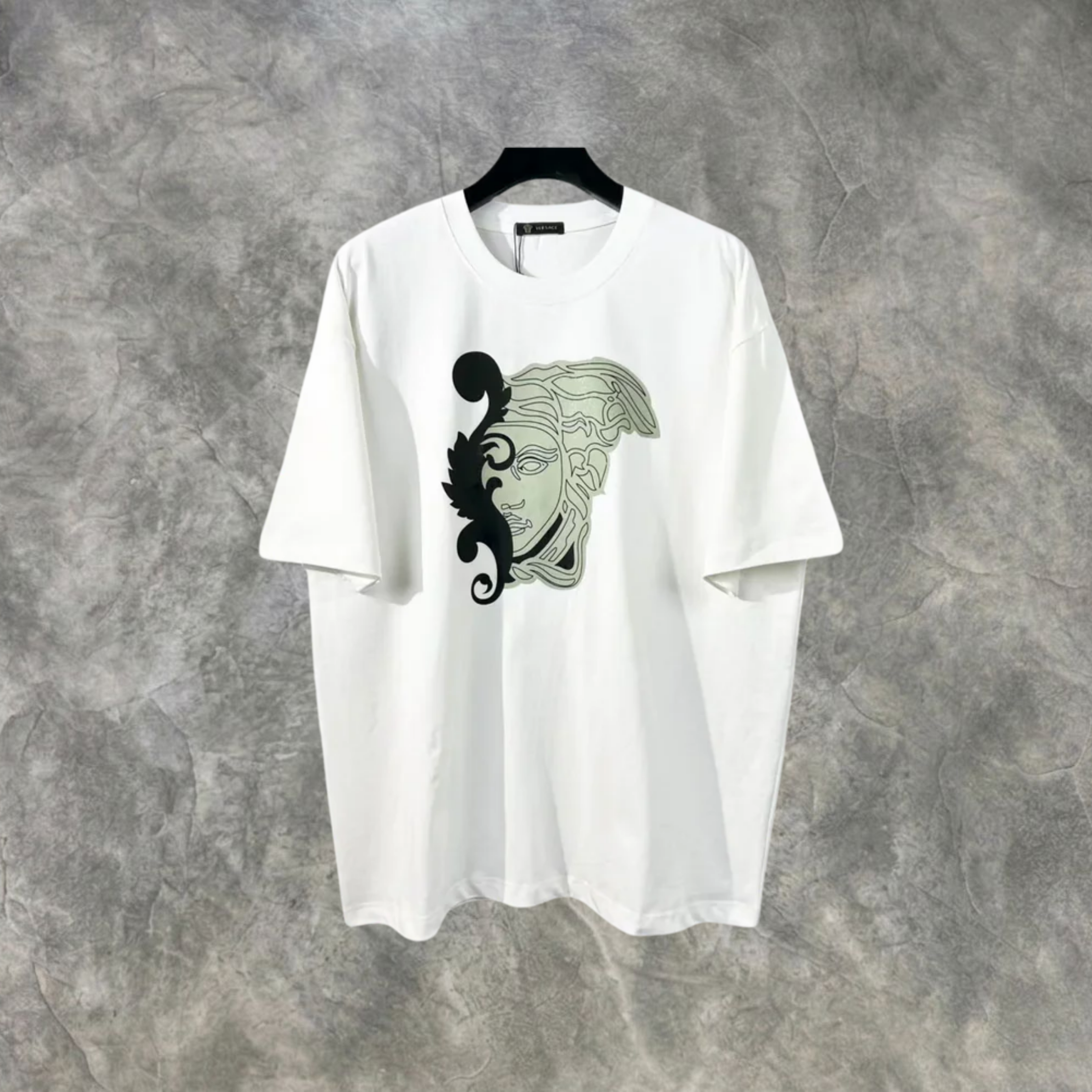 Elvare Club® T-Shirt