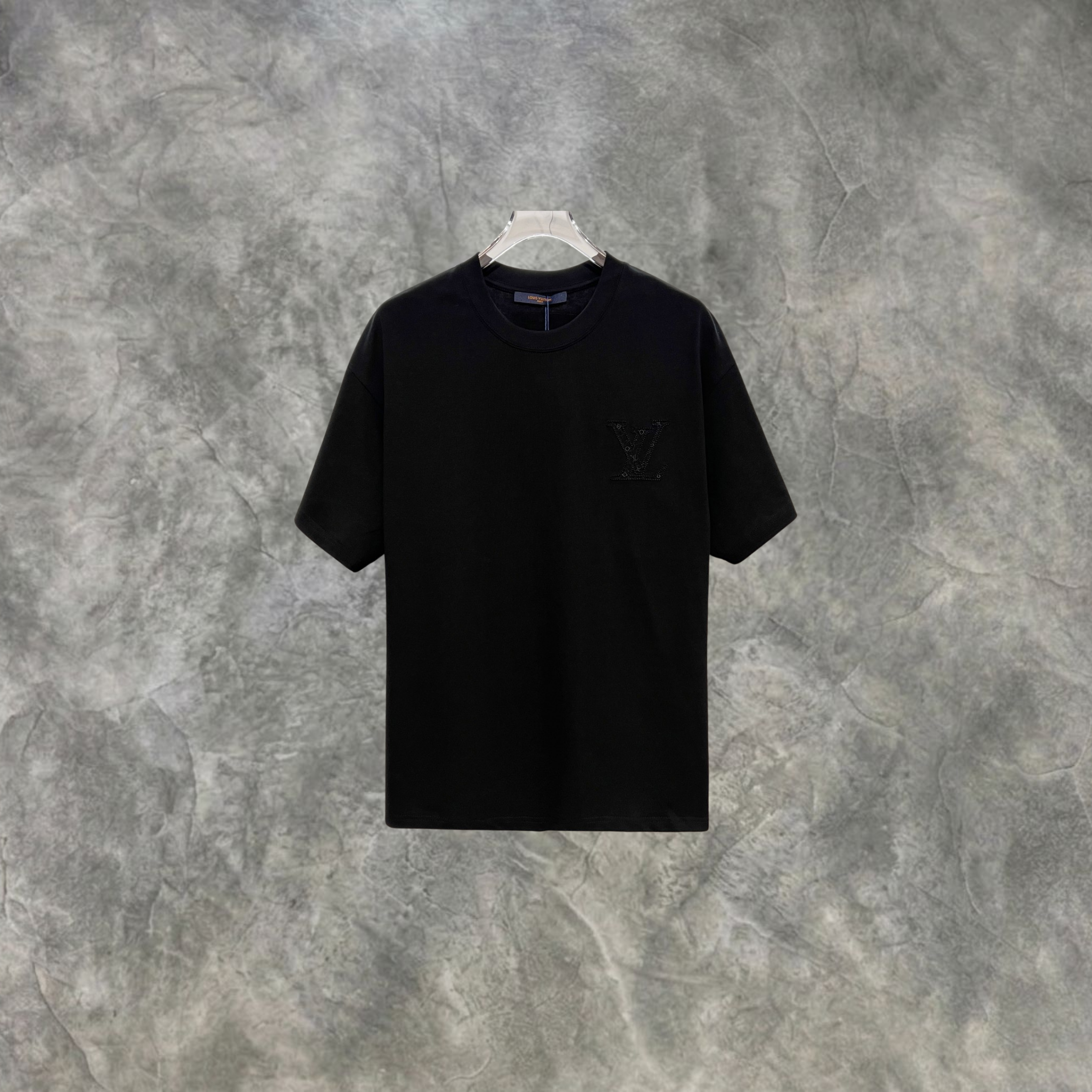Elvare Club® T-shirt