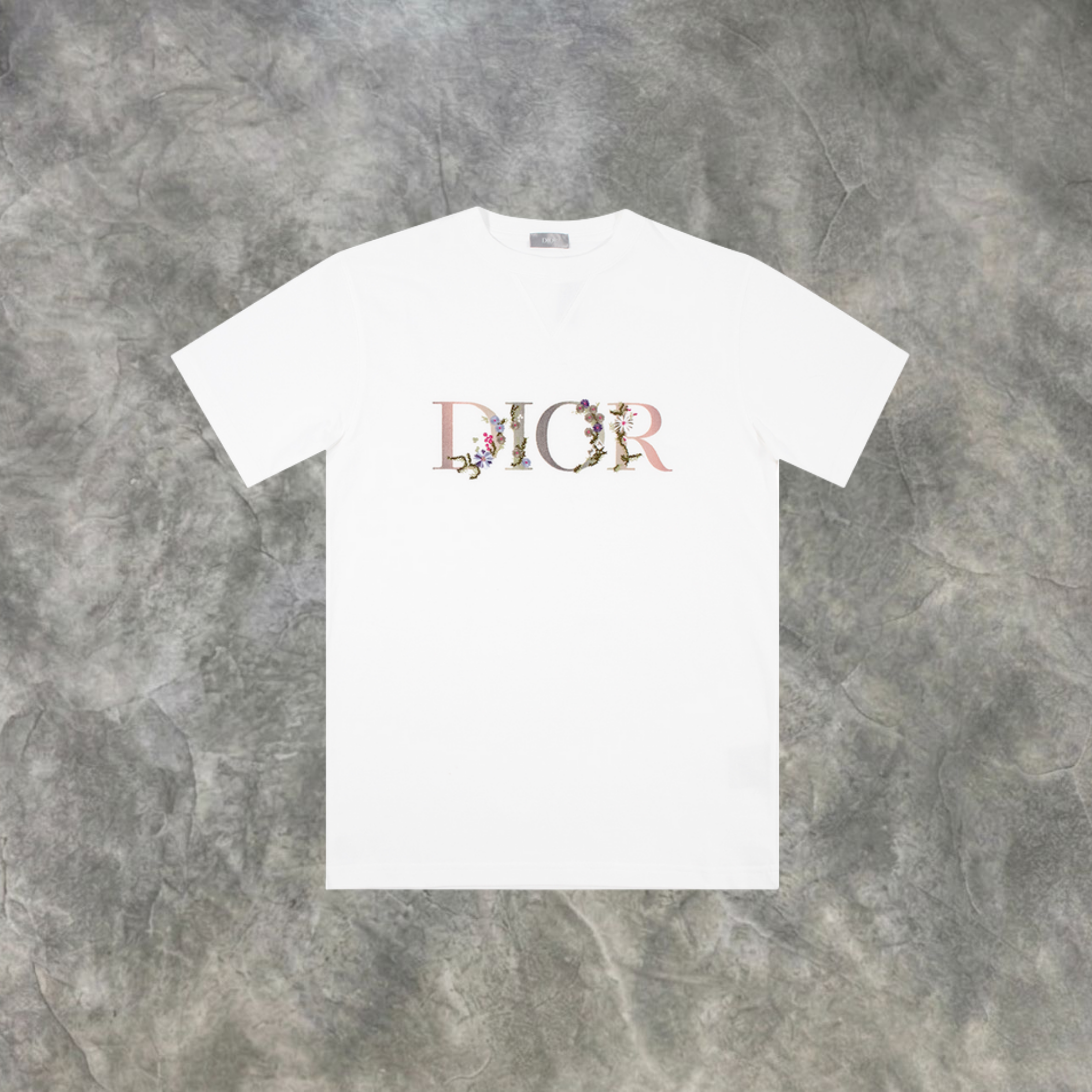 Elvare Club® T-Shirt